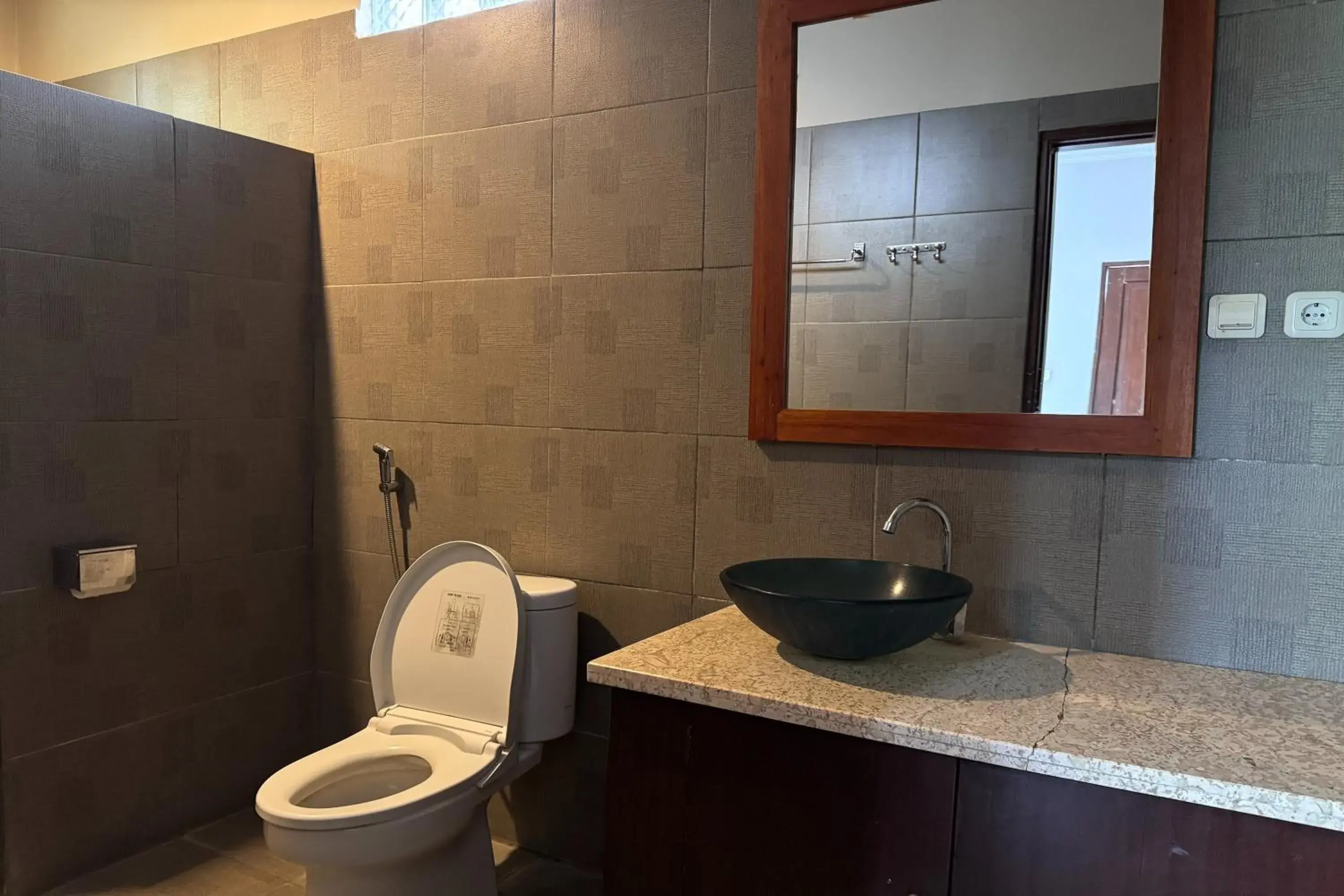 Bathroom in Senggigi Cottages Lombok Bathroom in Senggigi Cottages Lombok