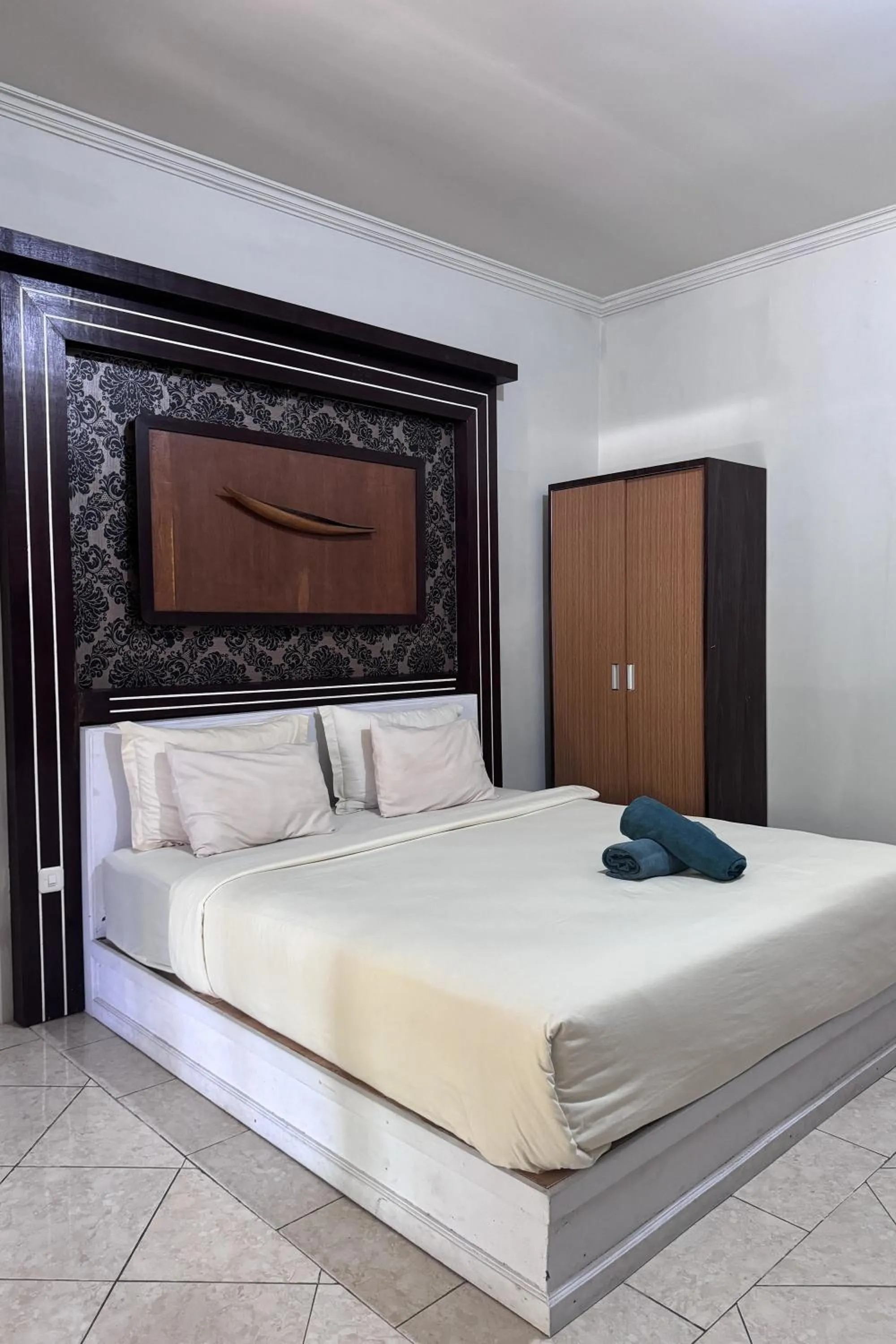 Bedroom, Bed in Senggigi Cottages Lombok