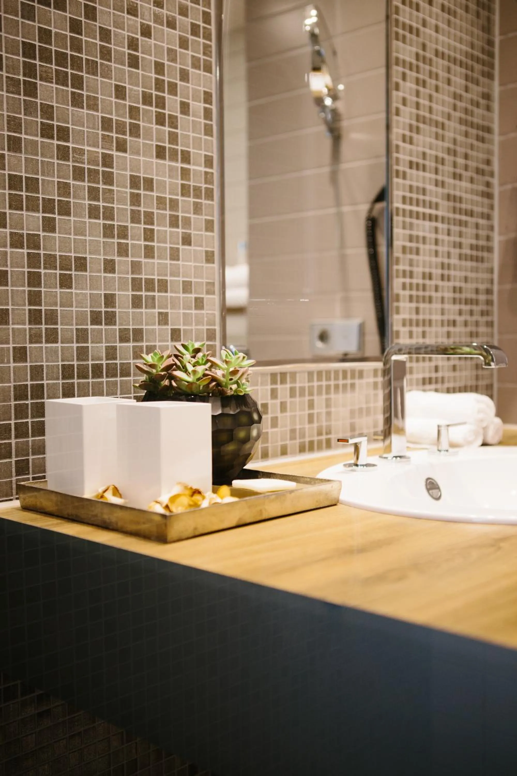 Bathroom in Chester Hotel Heidelberg