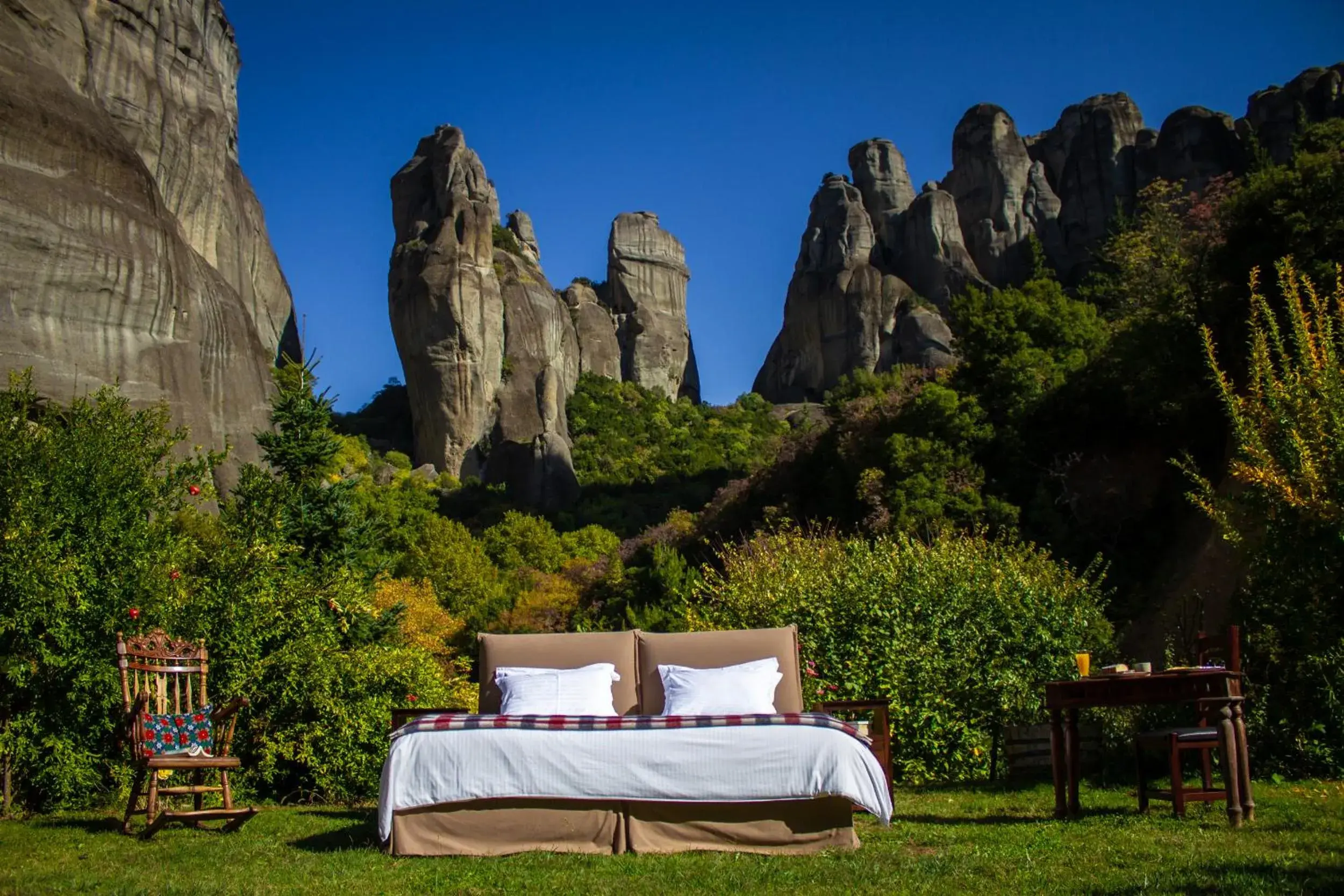 Double Room with Balcony and Parnoramic Meteora View in Pyrgos Adrachti Double Room with Balcony and Parnoramic Meteora View in Pyrgos Adrachti