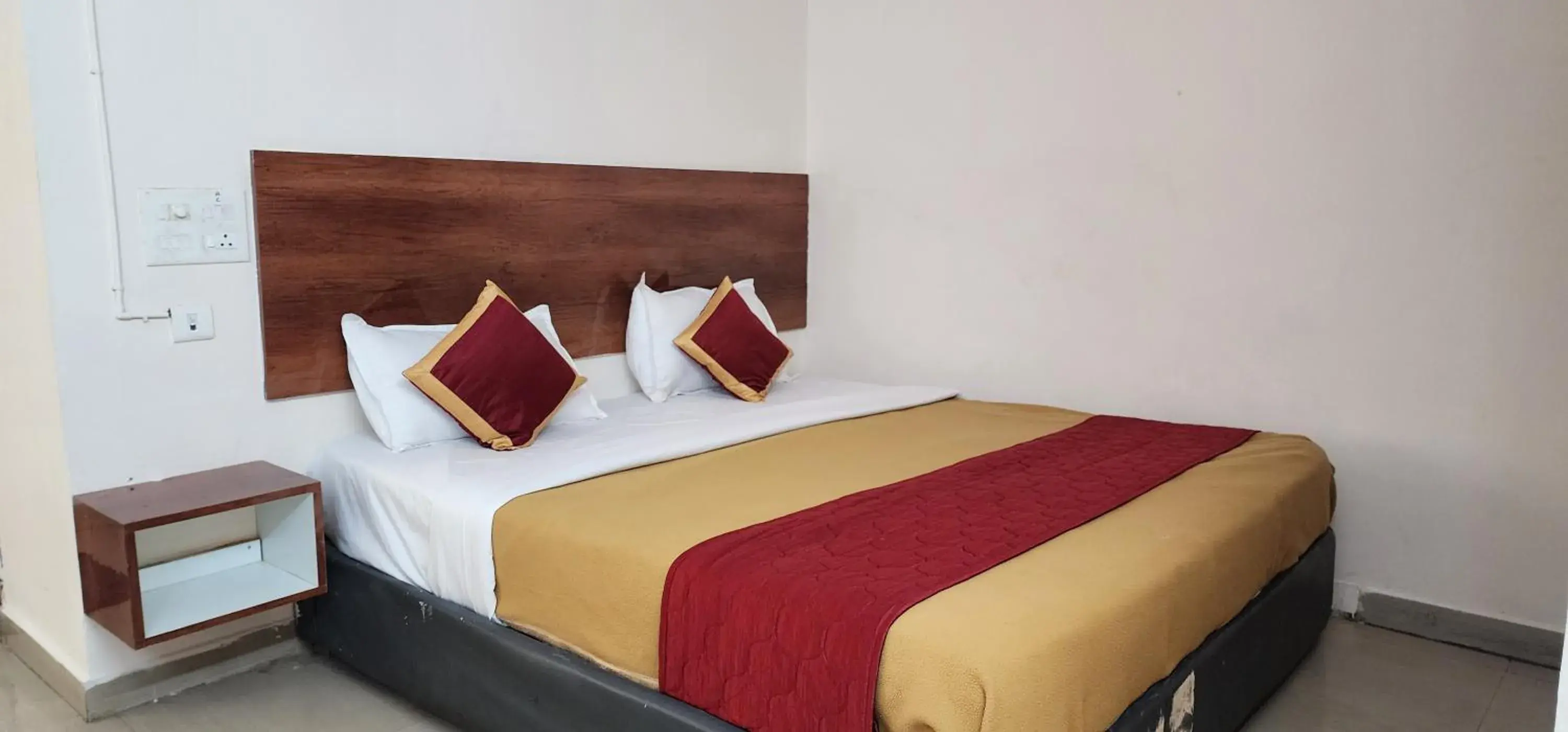 Double Room in HOTEL SASHI GRANd Double Room in HOTEL SASHI GRANd