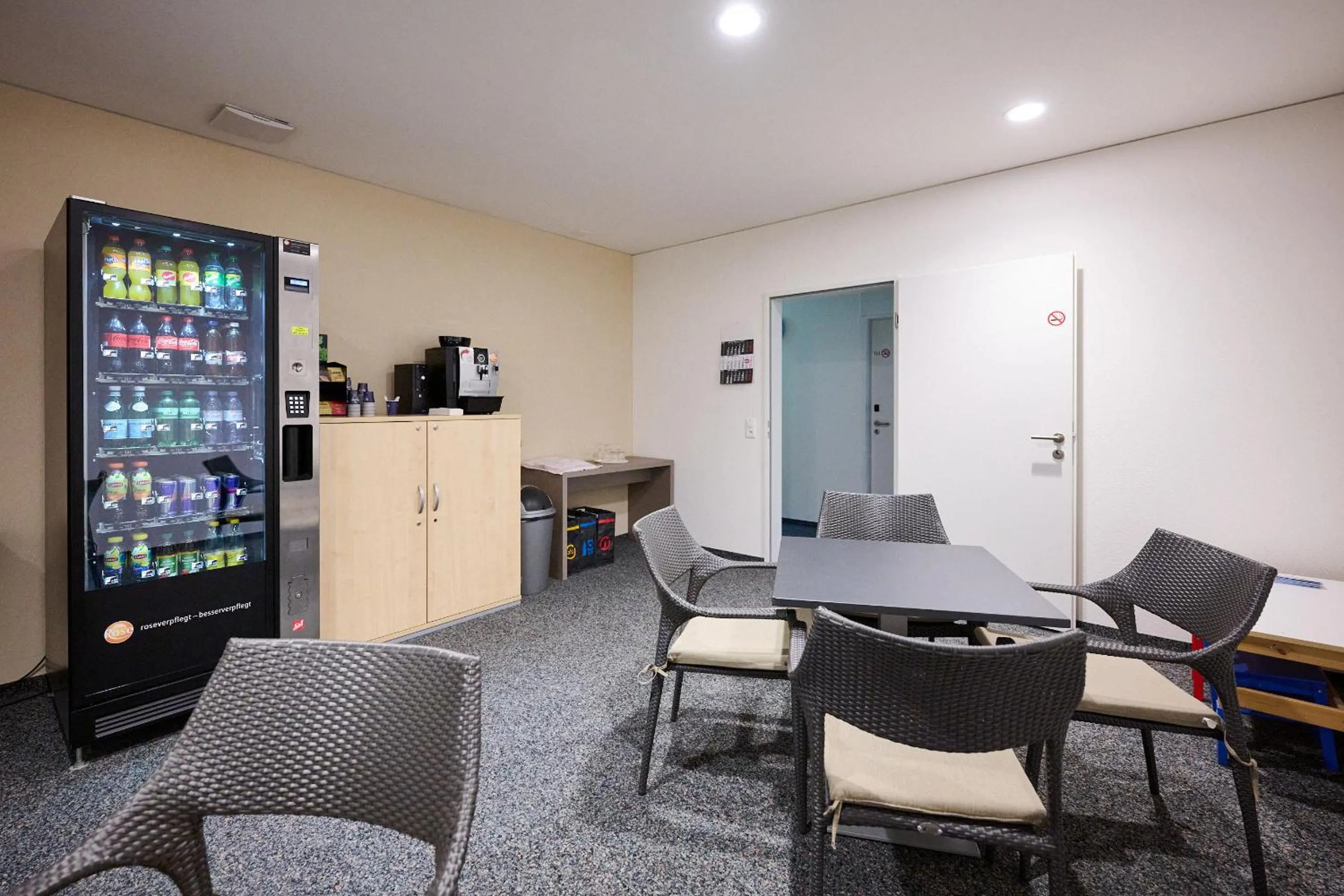 vending machine in Smart Hotel Kreisel --Self check-In