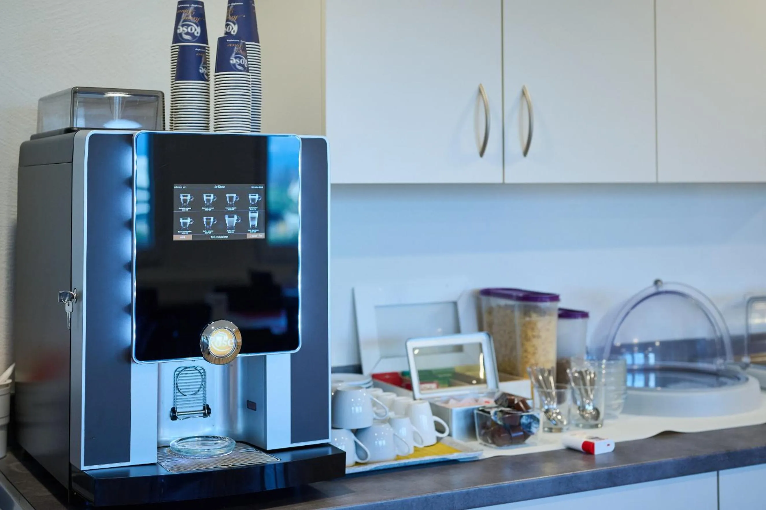 Breakfast in Smart Hotel Kreisel --Self check-In