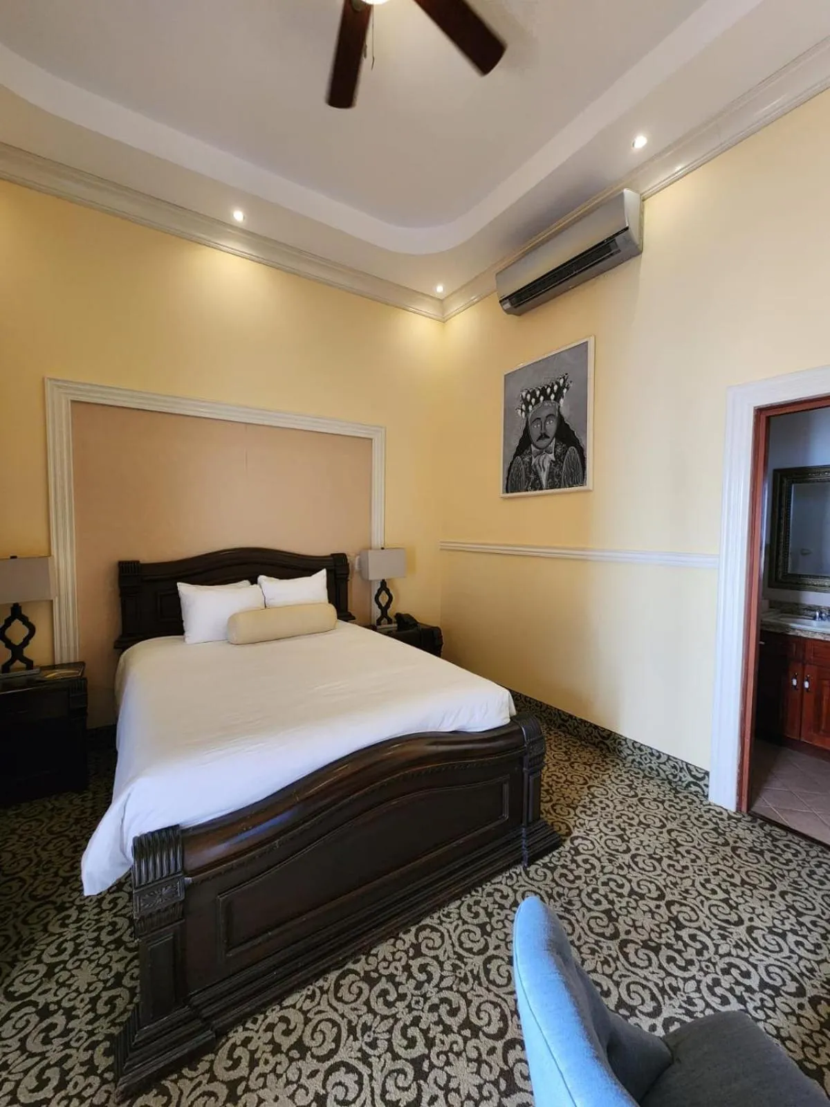 Bed in Hotel la Perla Leon