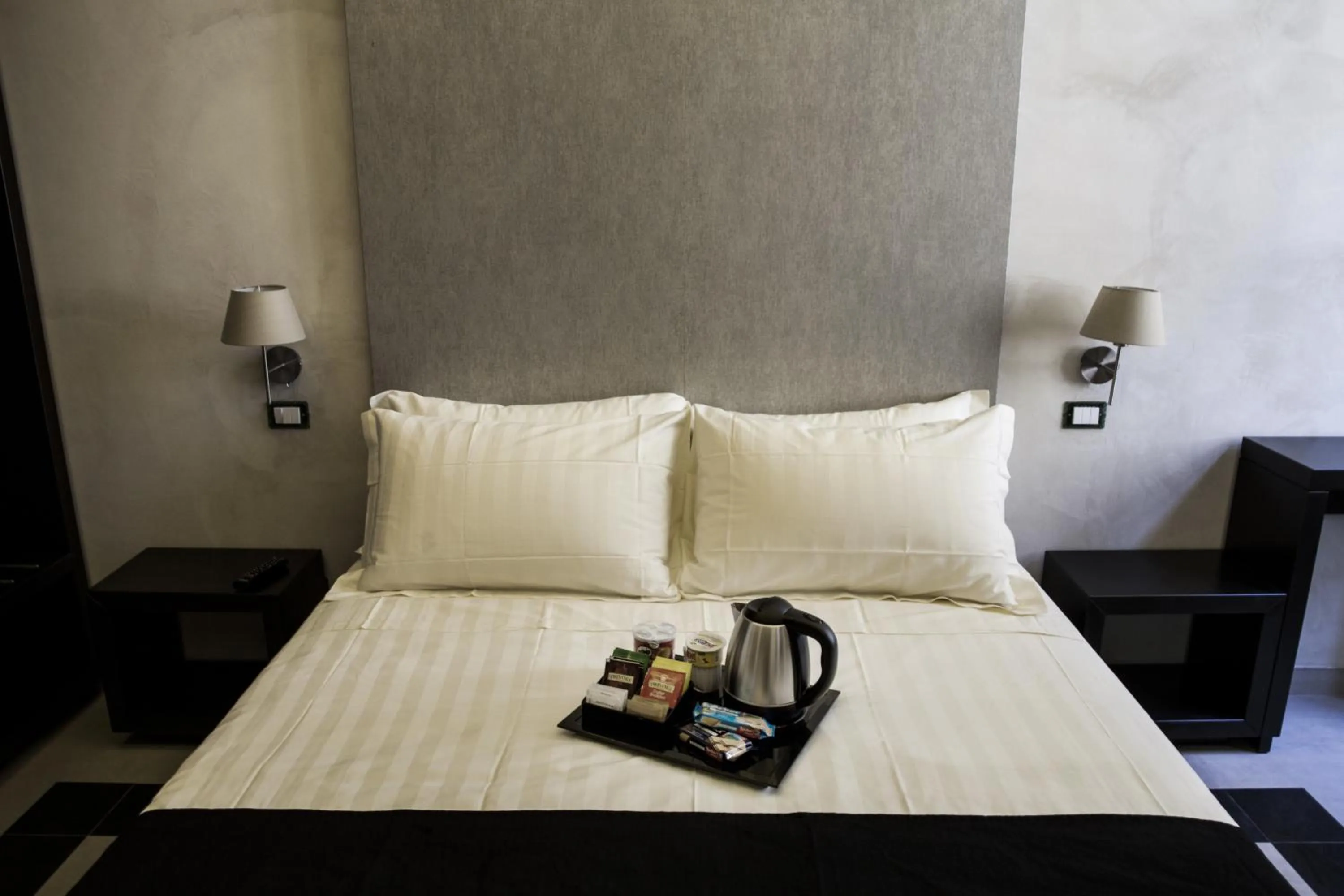 Bed in Campo De’ Fiori Prestige Rooms