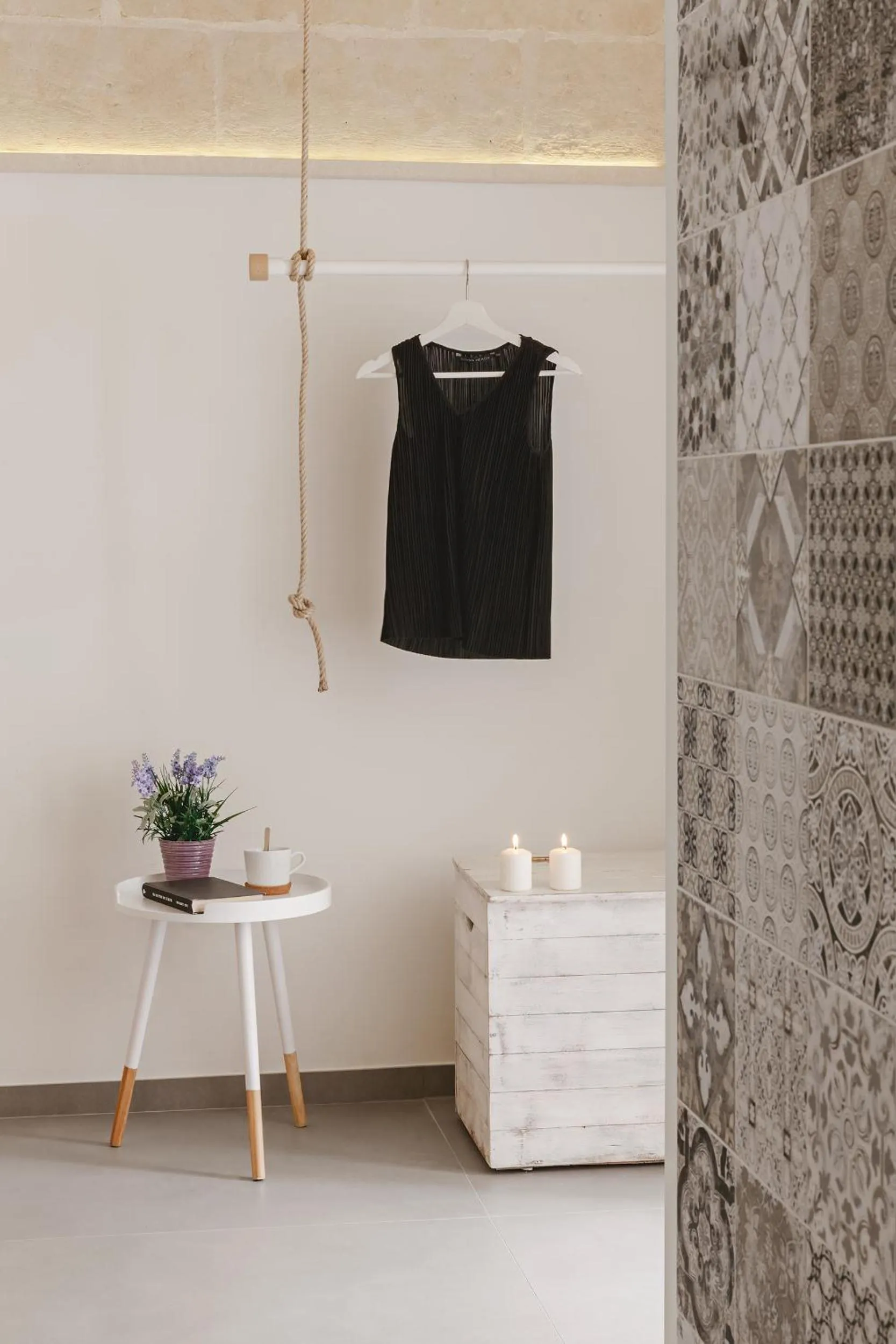 Bedroom in Hydria Rooms