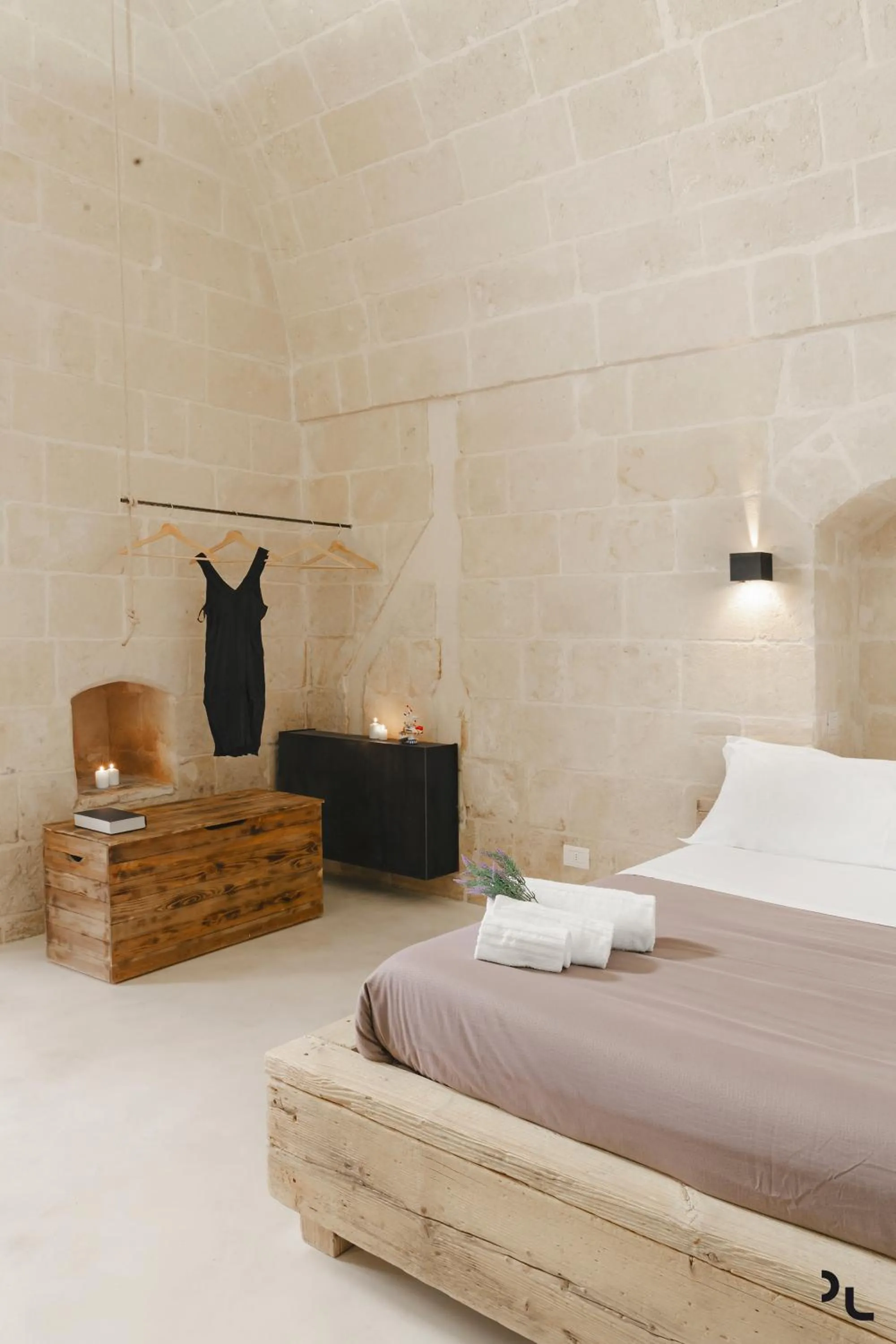 Photo of the whole room, Bed in Hydria Rooms