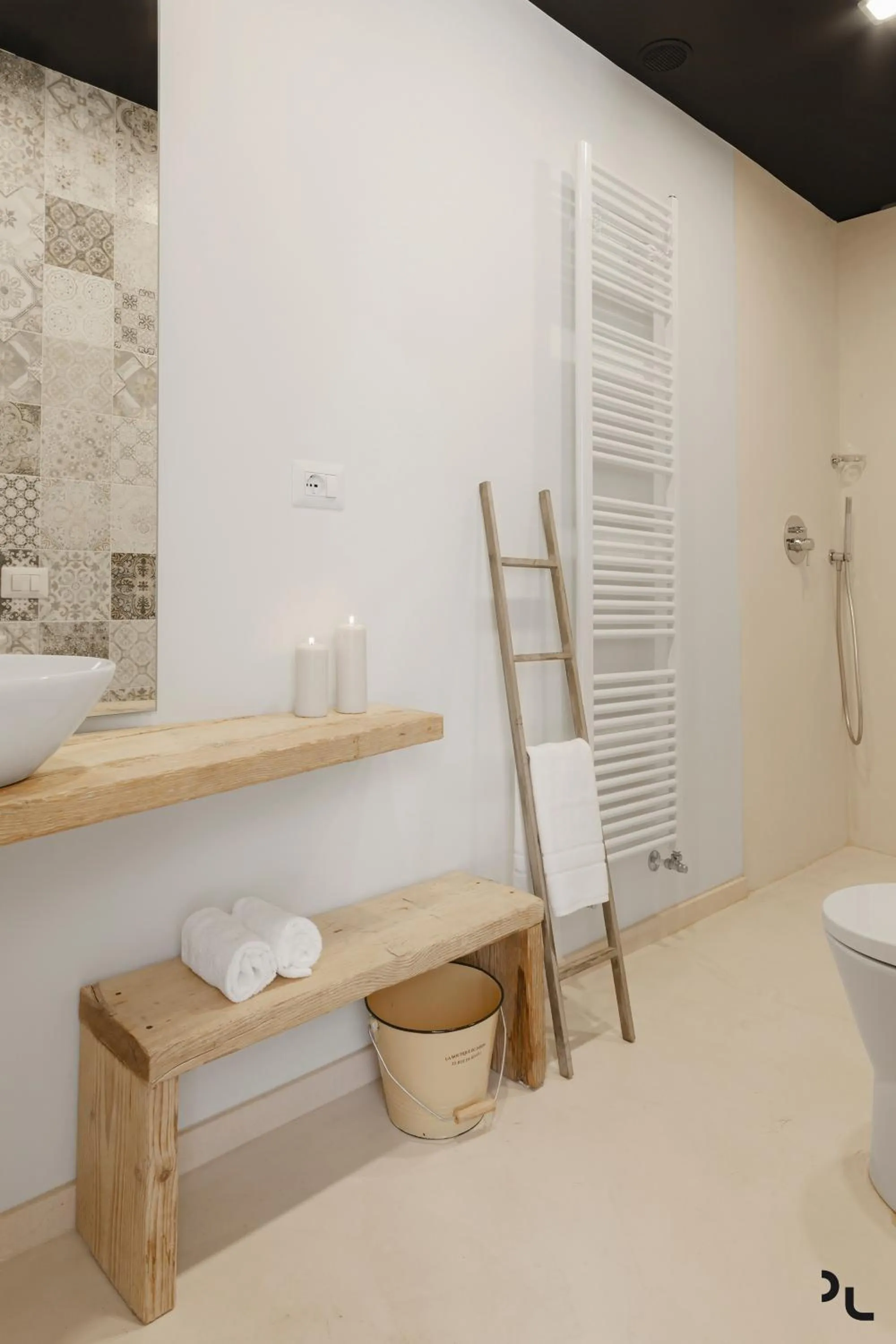 Toilet in Hydria Rooms