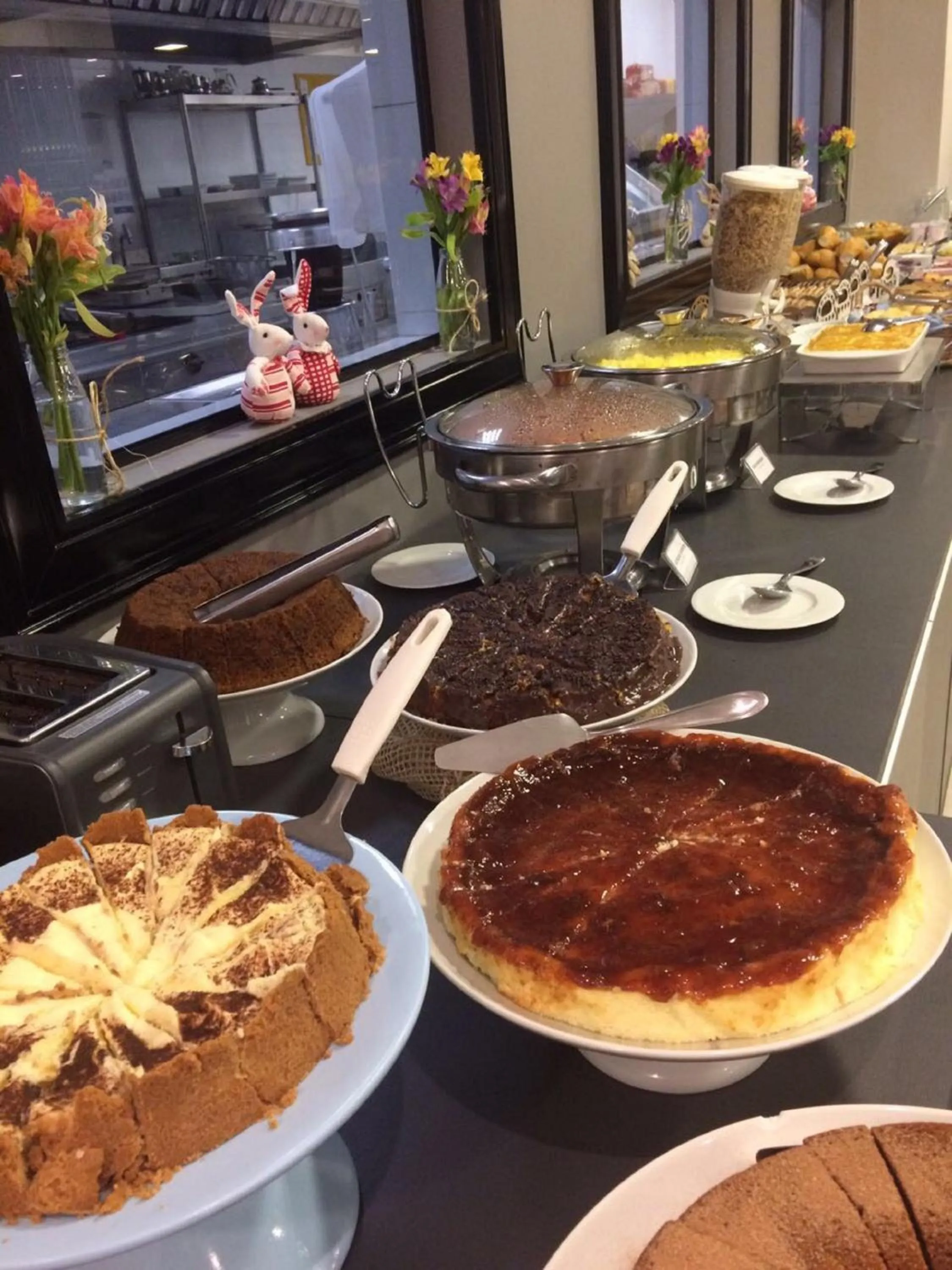 Buffet breakfast in Blue Hill Hotel