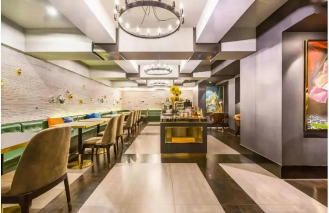 Restaurant/places to eat in Orange Hotel Beijing Guangming Bridge