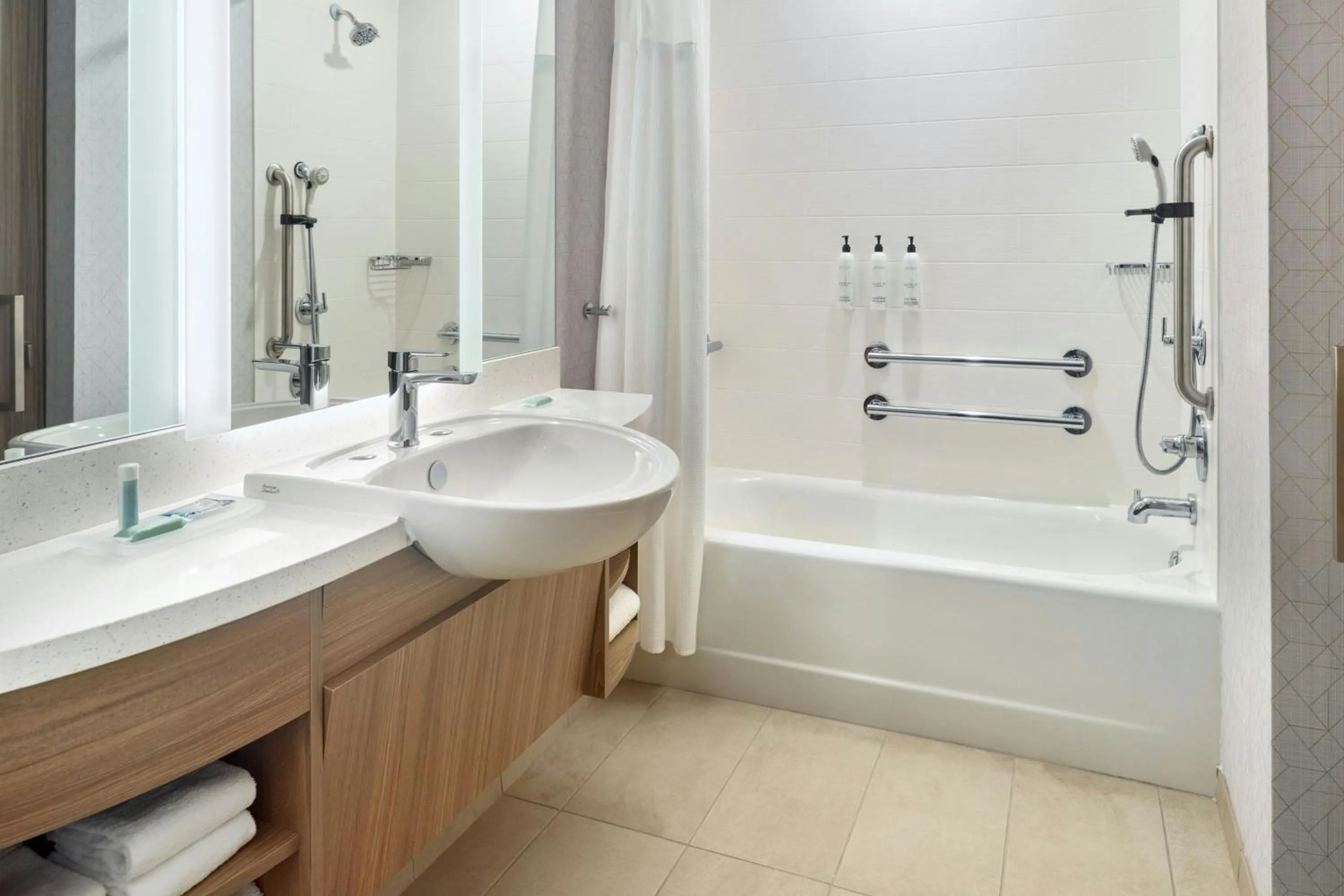 Bathroom in SpringHill Suites by Marriott Locust Grove