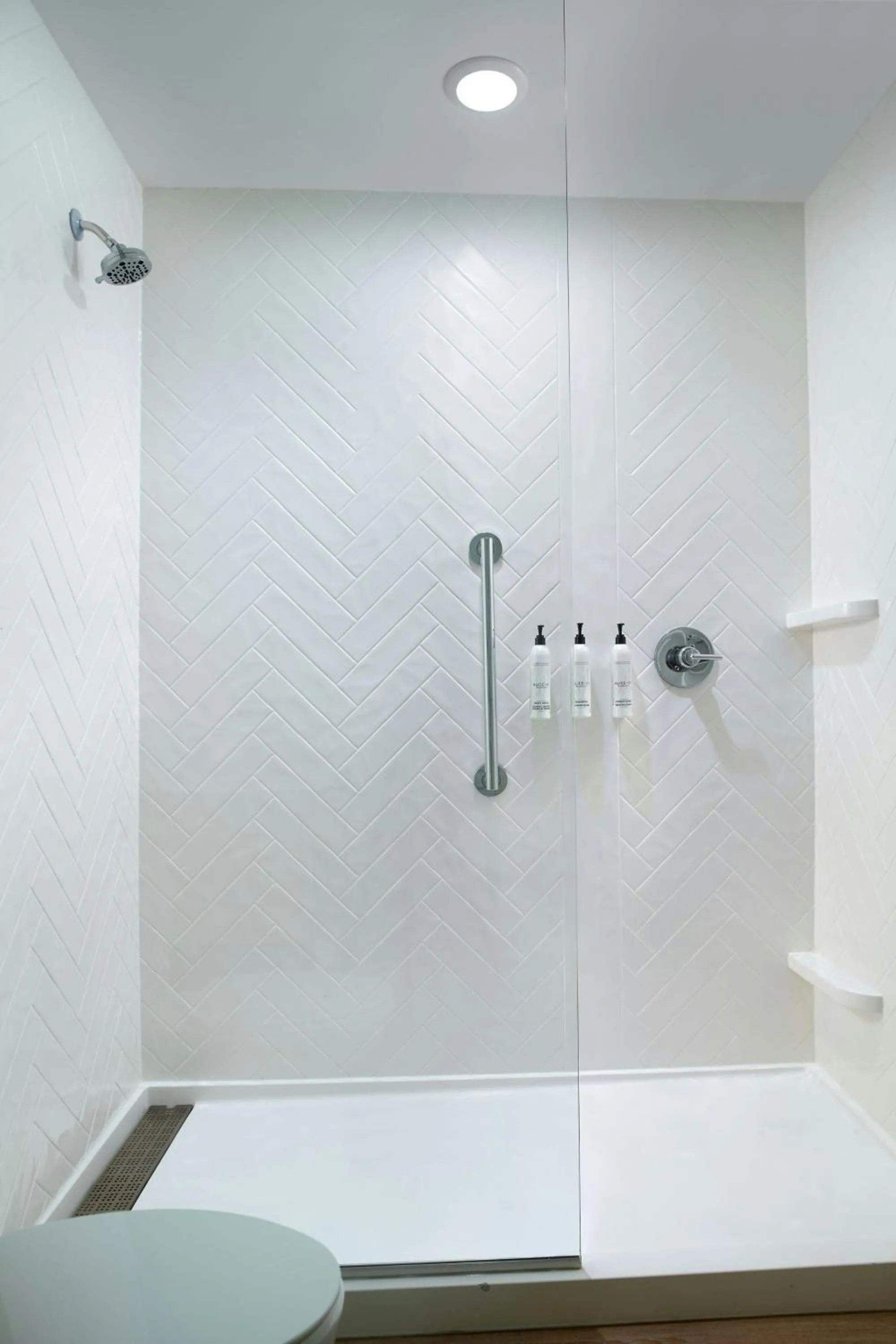 Bathroom in TownePlace Suites by Marriott Locust Grove