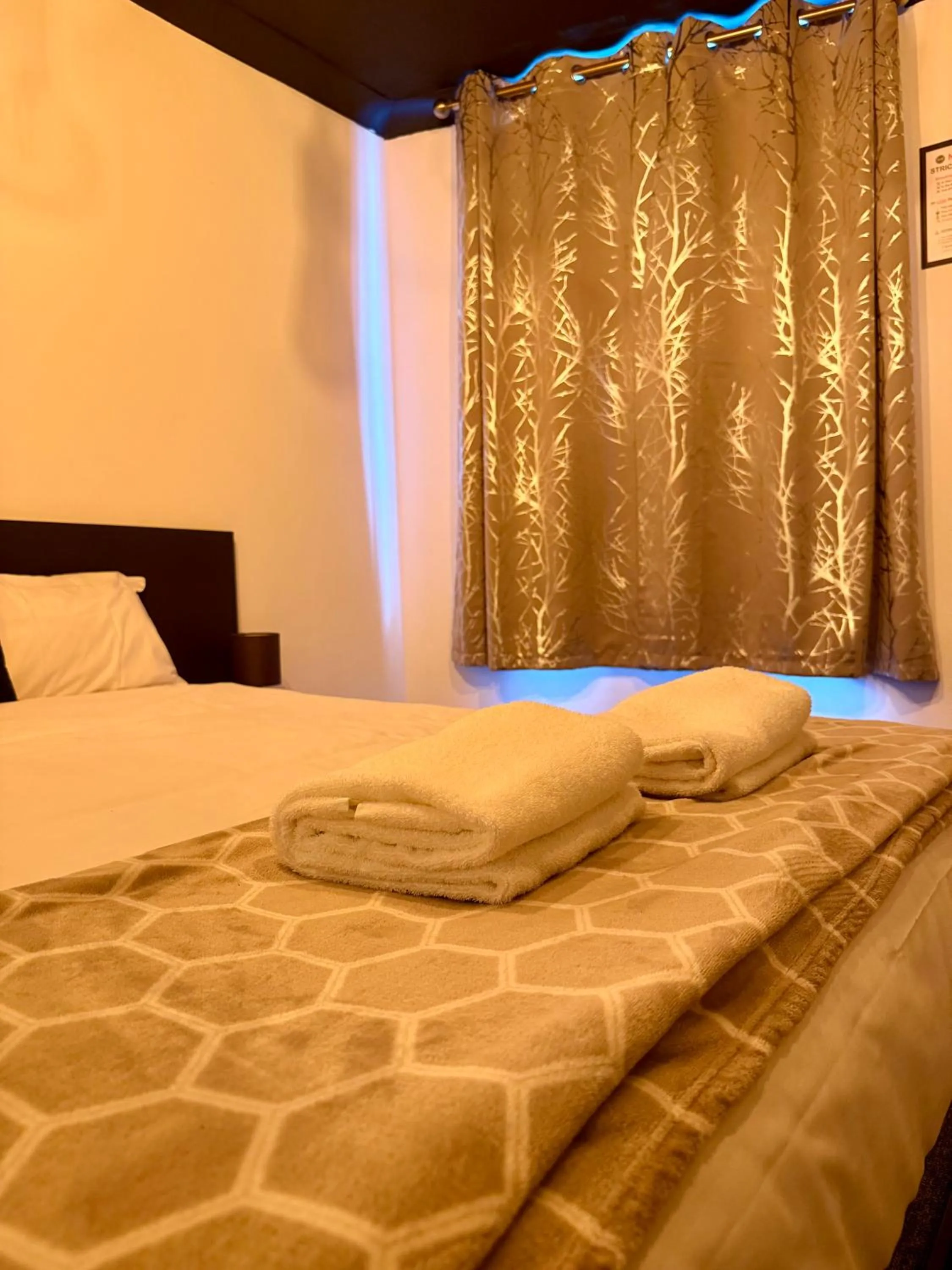 BoHo BreeZe Rooms