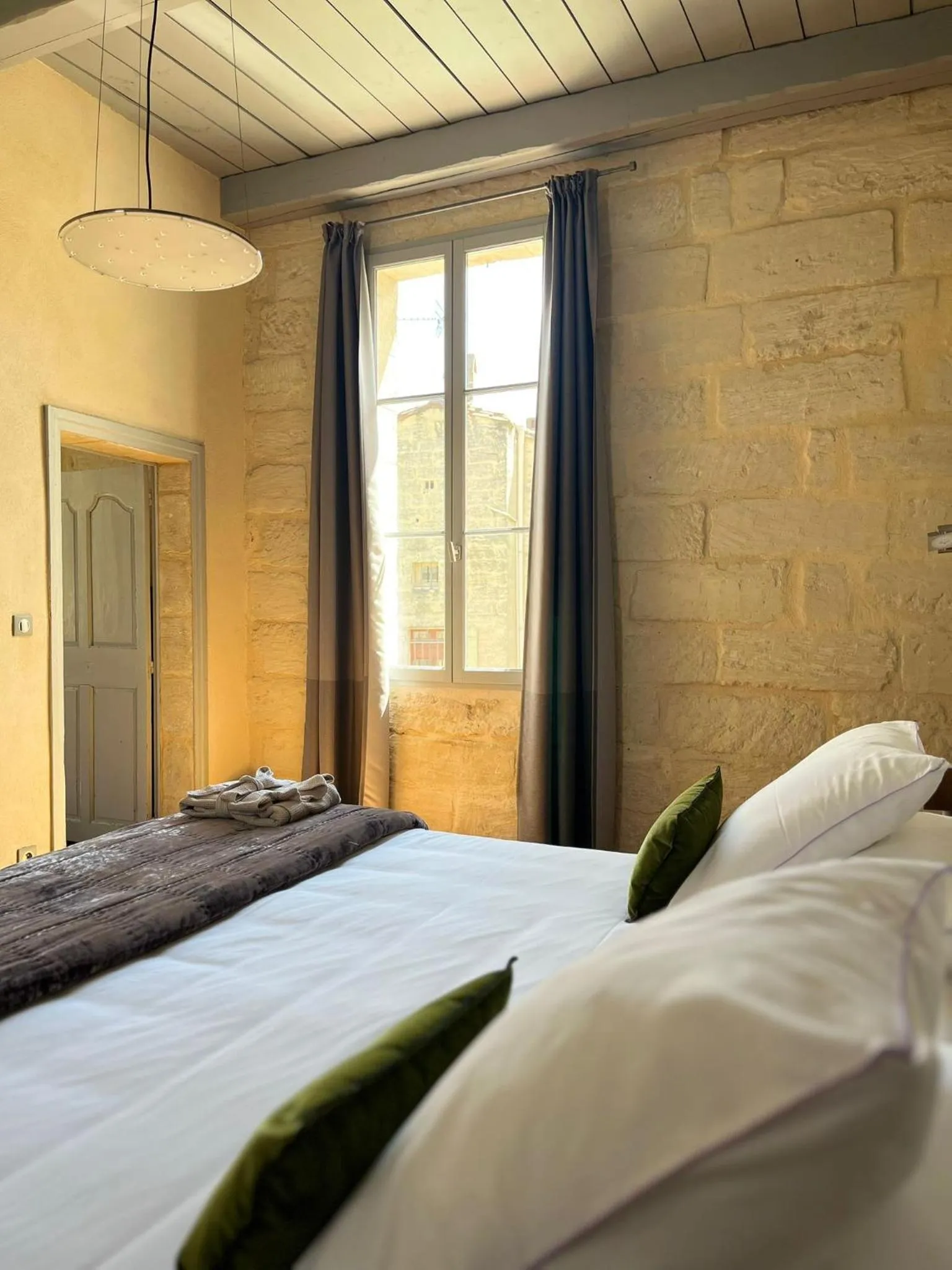 Bed in Boutique Hôtel Entraigues