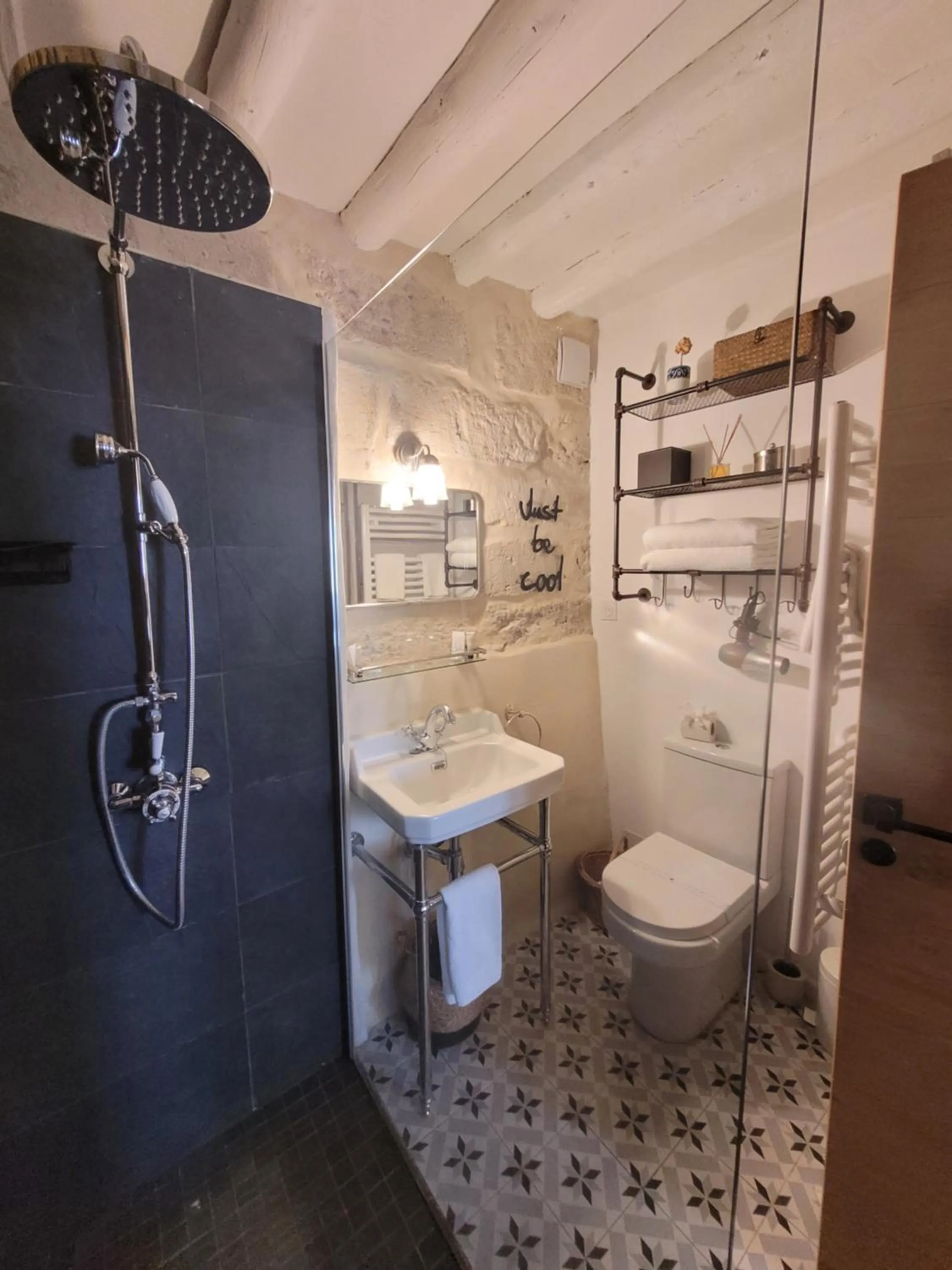 Shower in Boutique Hôtel Entraigues