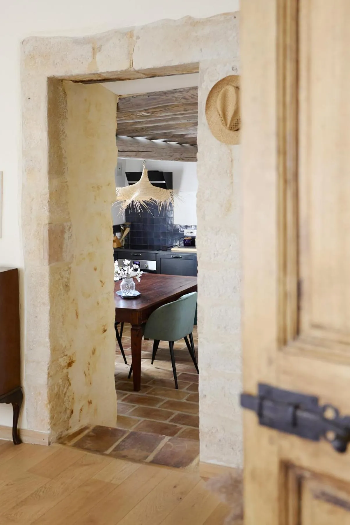 kitchen in Boutique Hôtel Entraigues