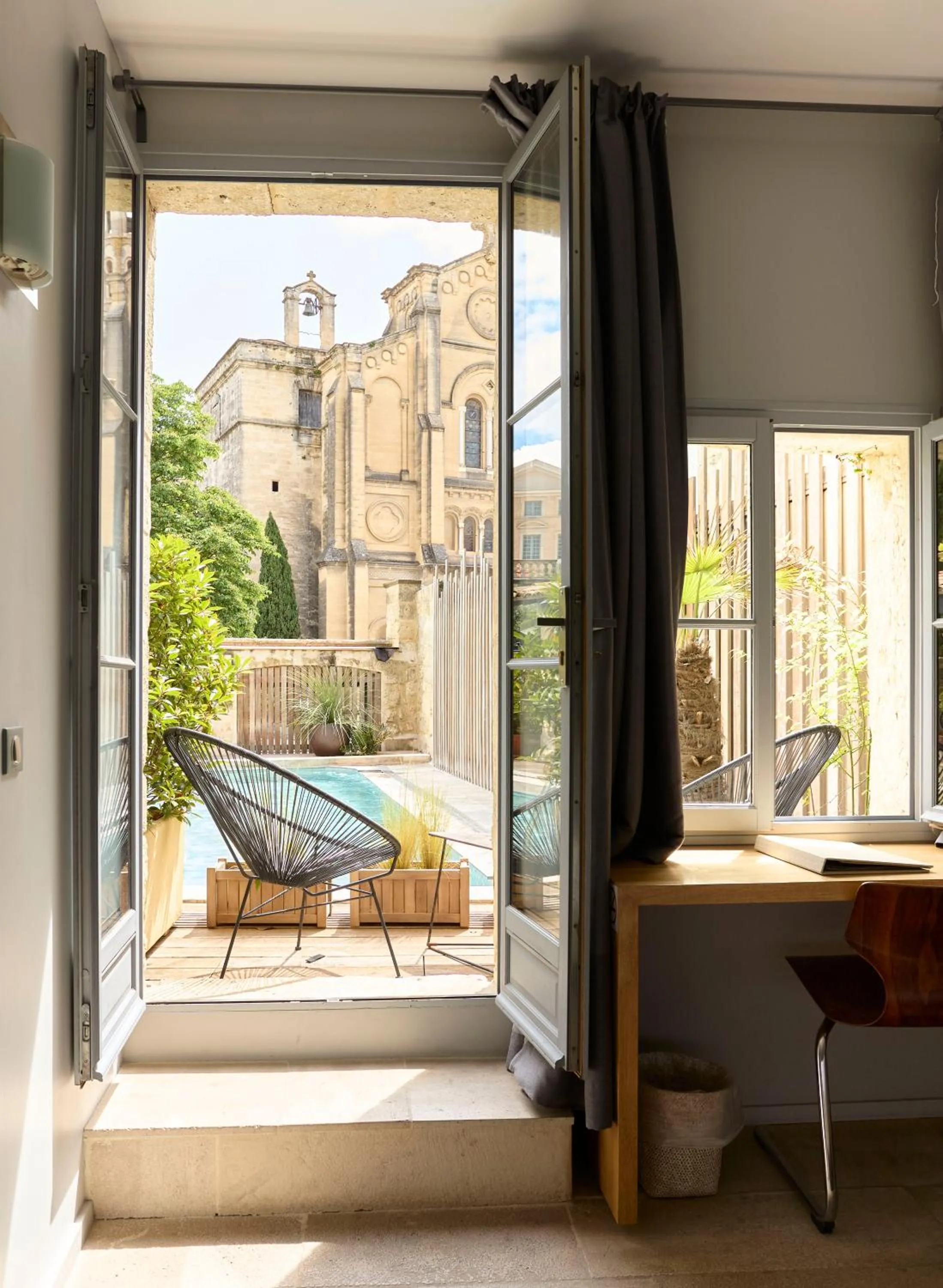 Photo of the whole room in Boutique Hôtel Entraigues