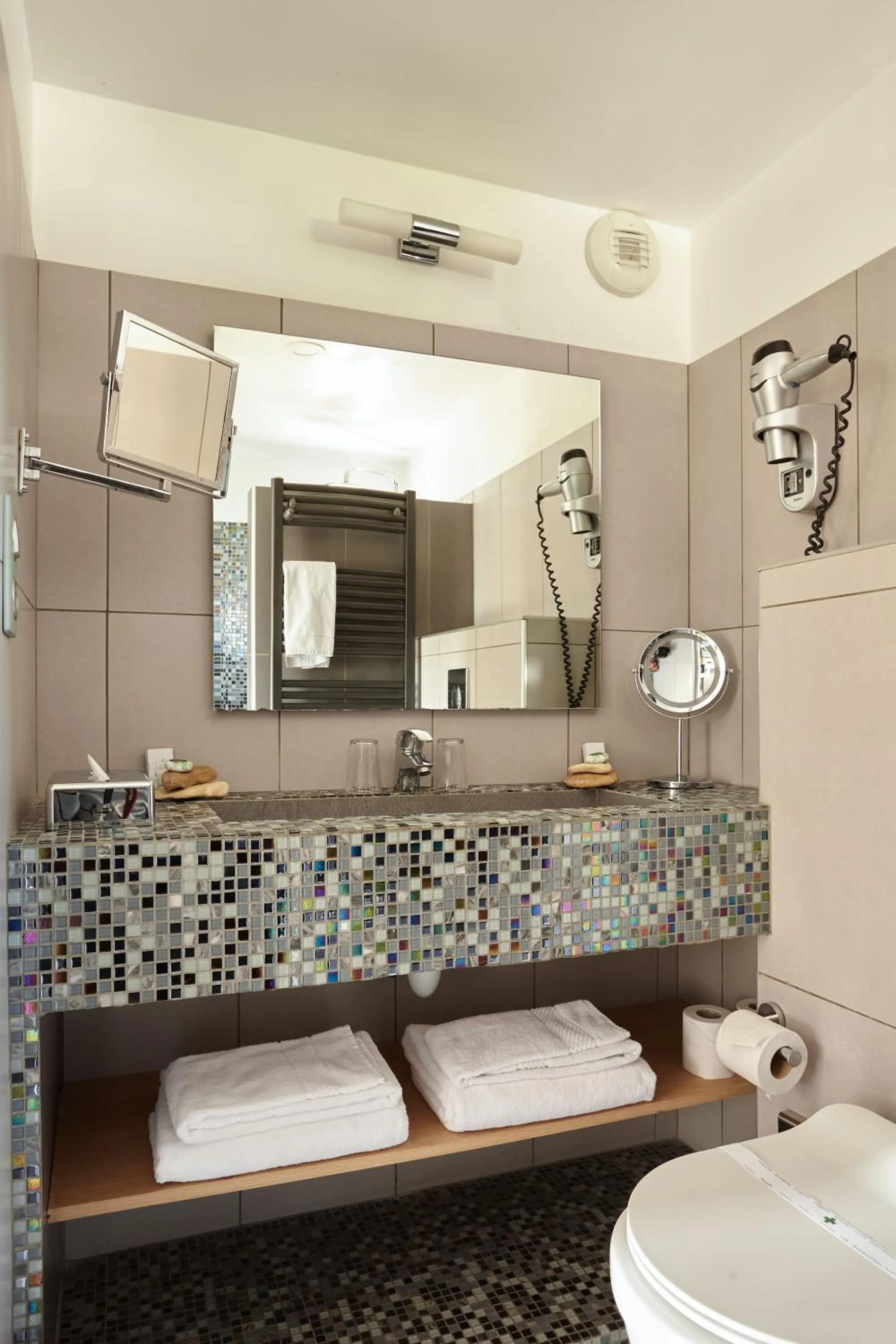 Shower in Boutique Hôtel Entraigues