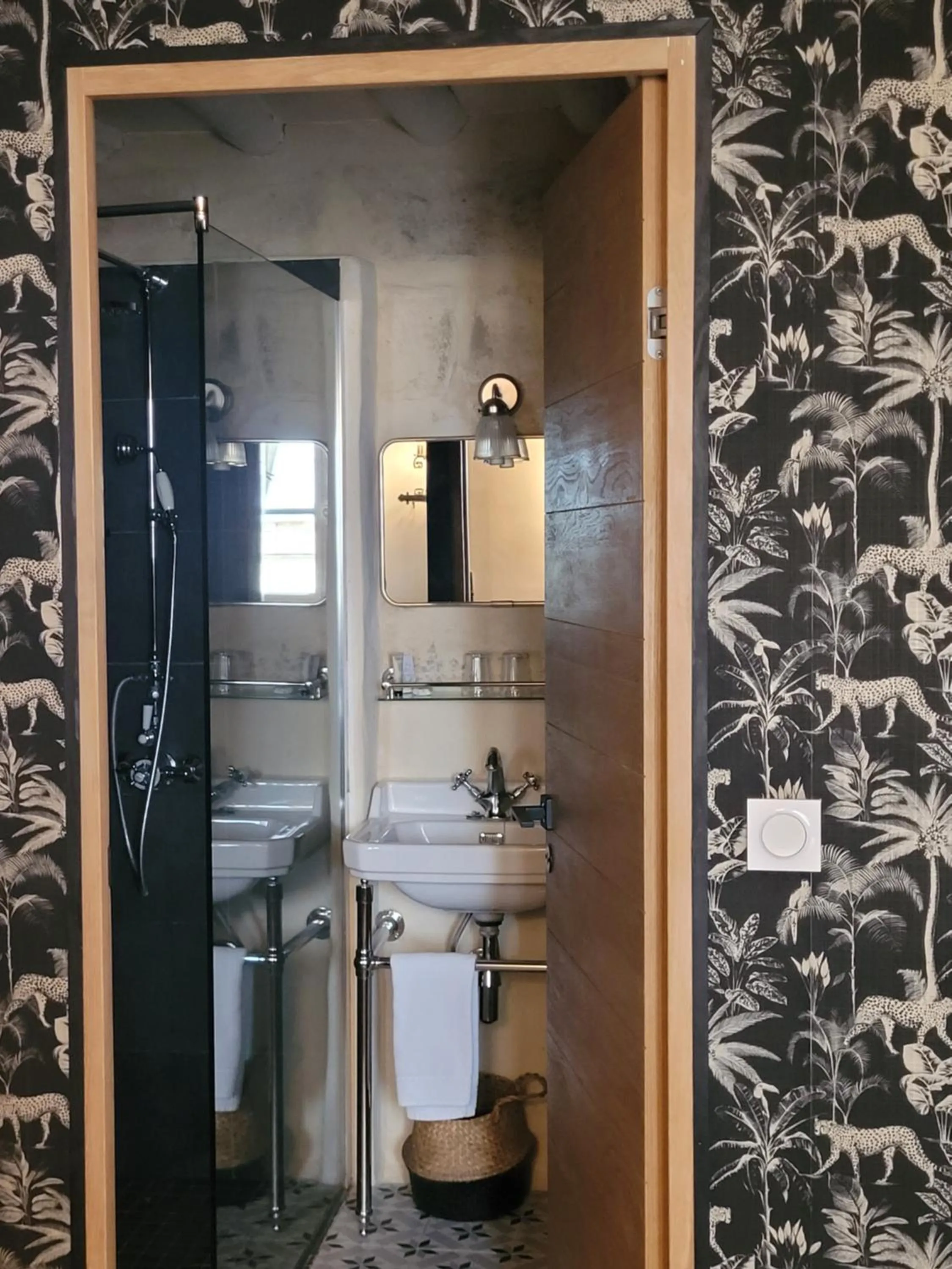 Shower in Boutique Hôtel Entraigues