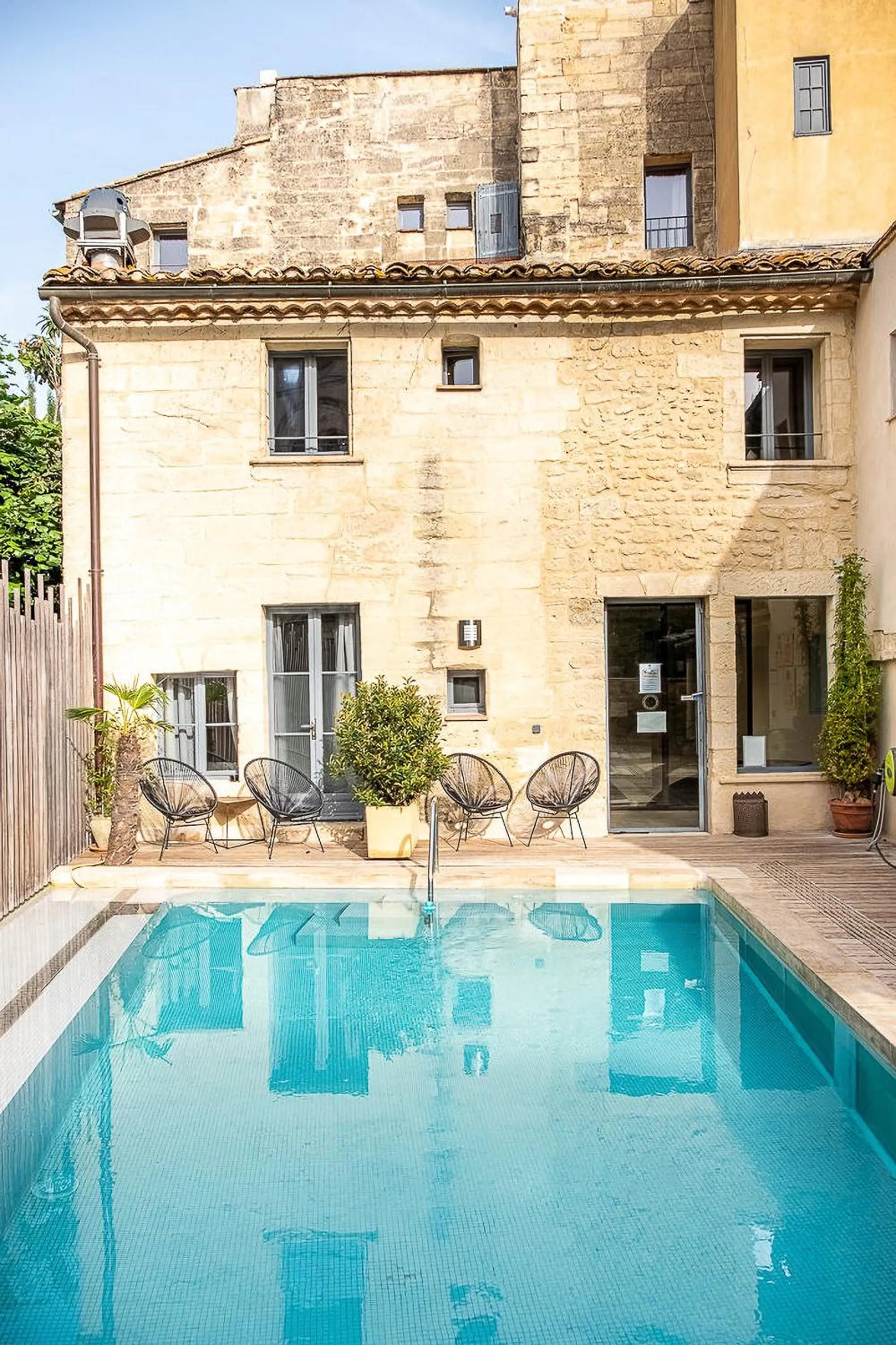 Swimming pool in Boutique Hôtel Entraigues