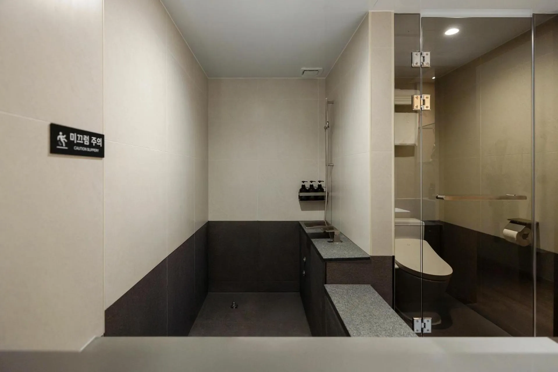 Spa and wellness centre/facilities in Sowon Ryokan and Hotel by Aank Sangbong