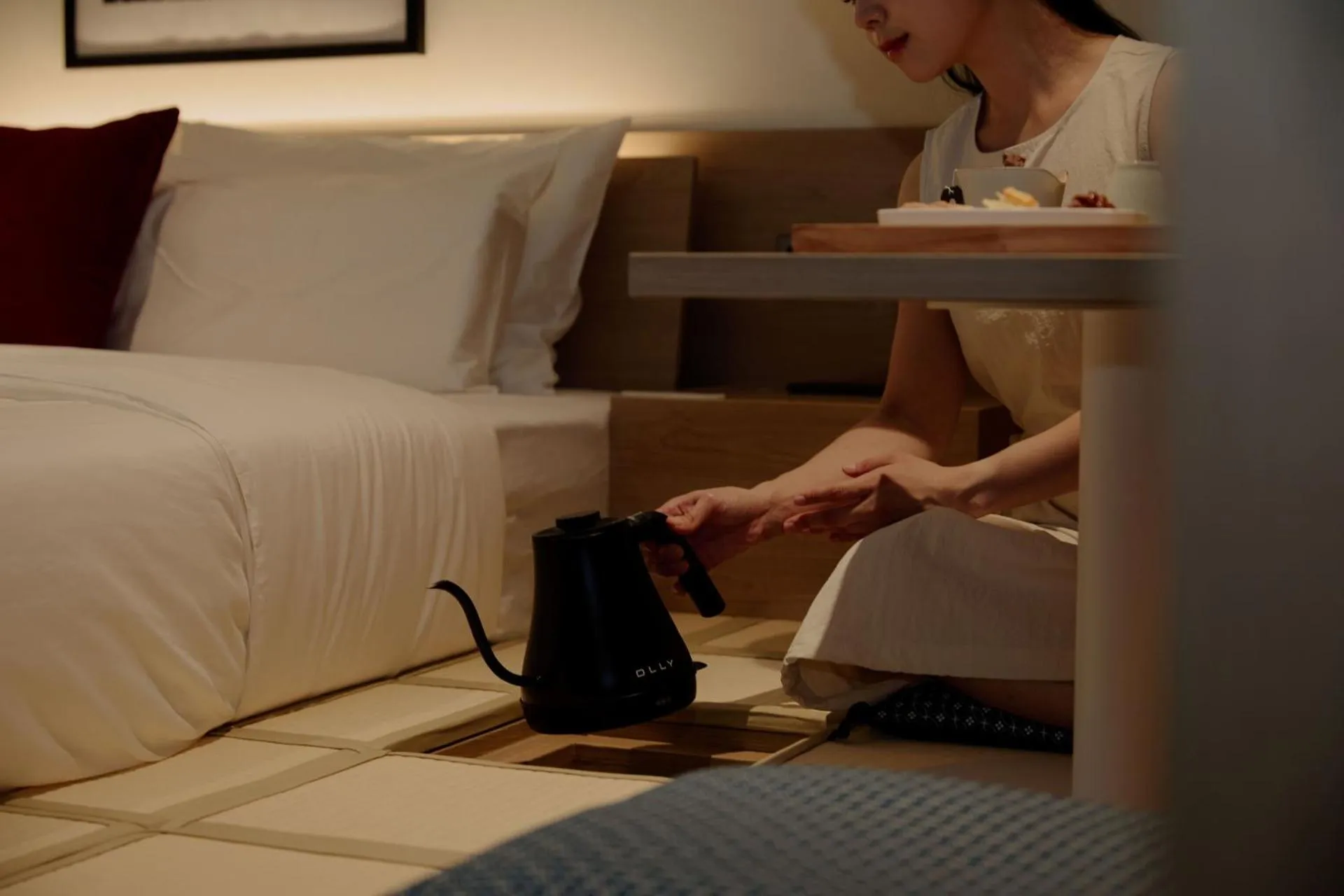 Living room, Bed in Sowon Ryokan and Hotel by Aank Sangbong