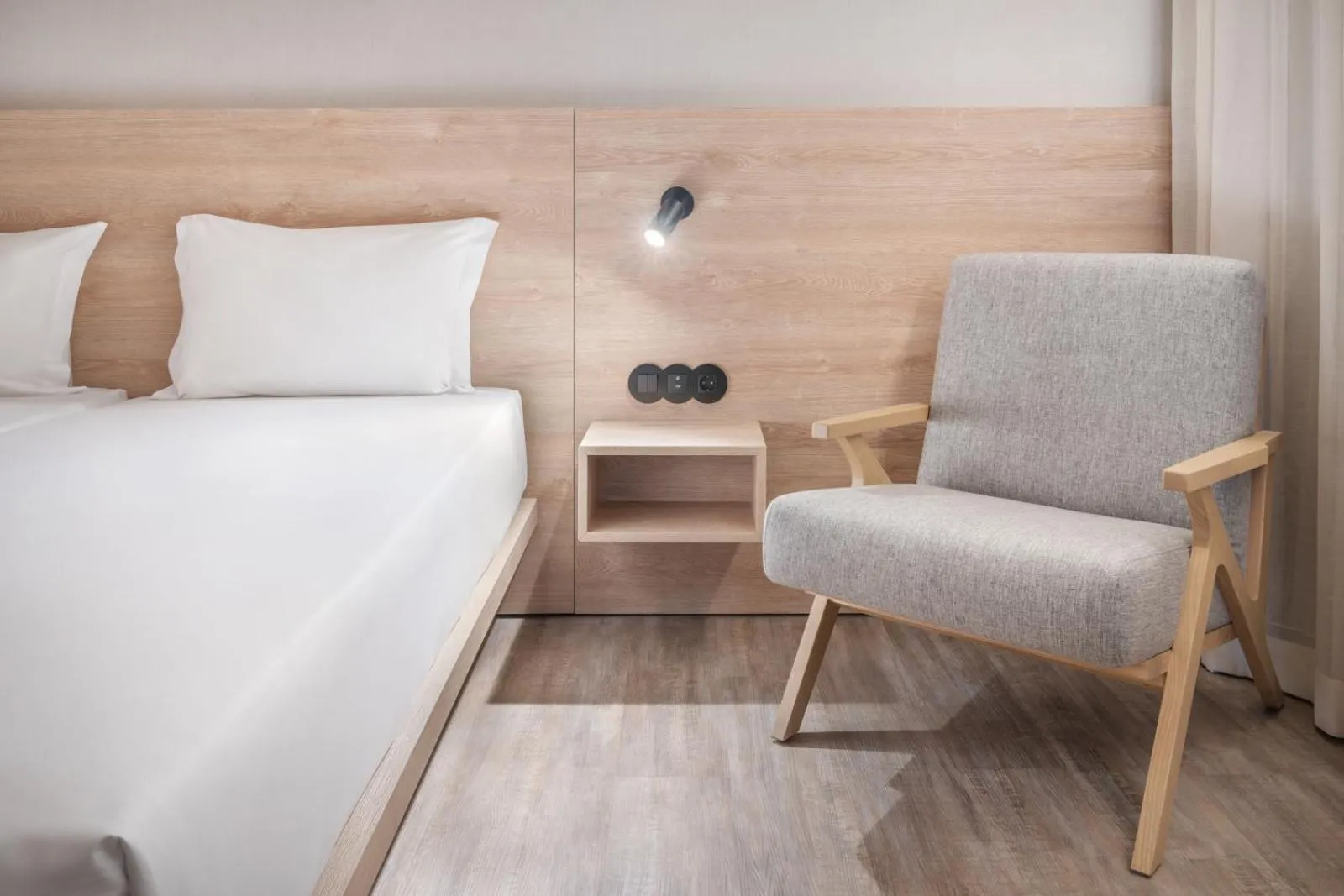 Bedroom, Bed in Moov Apartments Boavista