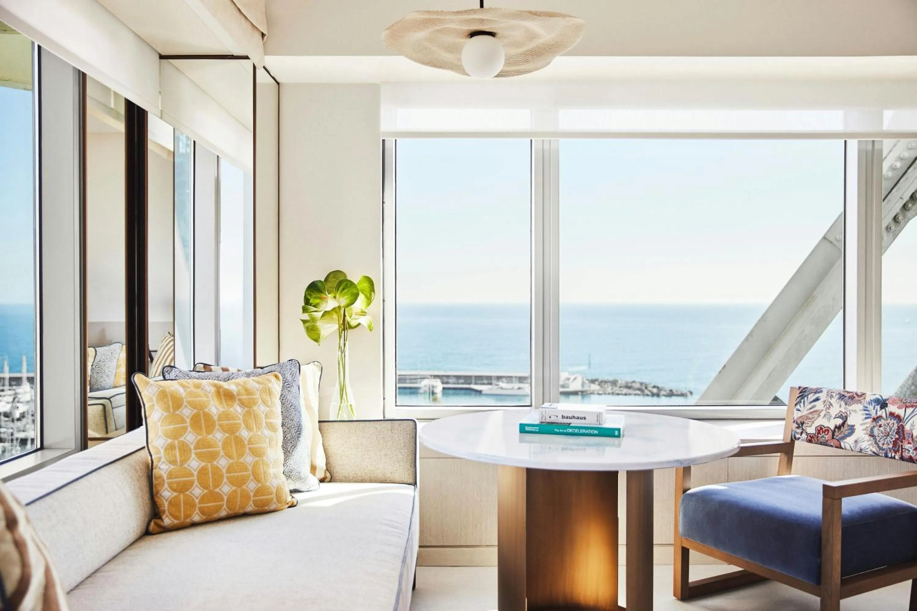 Bedroom in Hotel Arts Barcelona