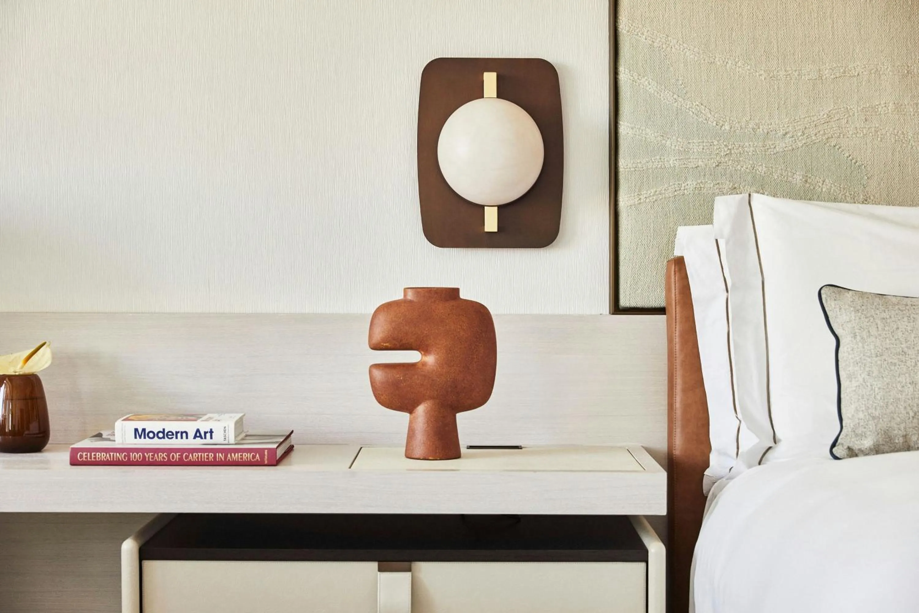 Photo of the whole room, Bed in Hotel Arts Barcelona