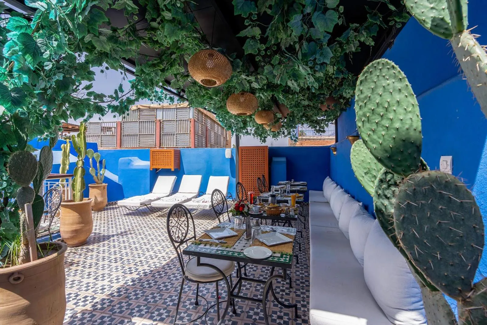 Entertainment in Riad Jowara