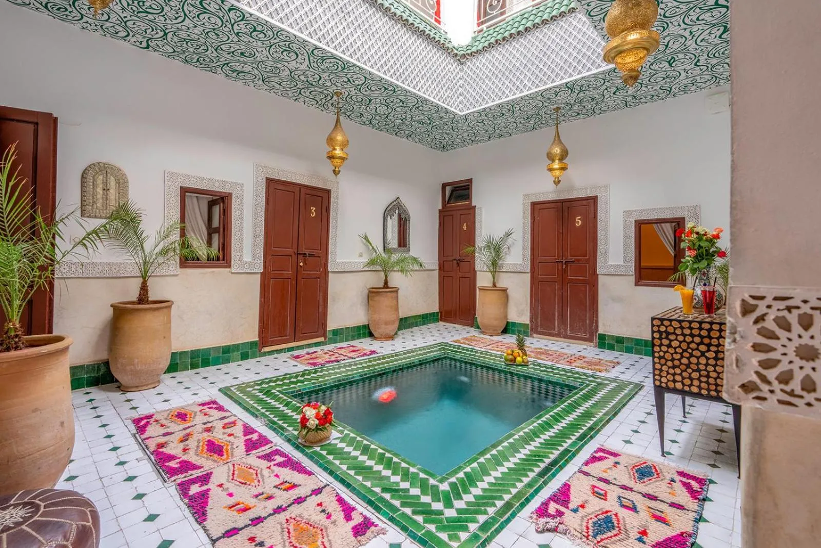 Swimming pool in Riad Jowara