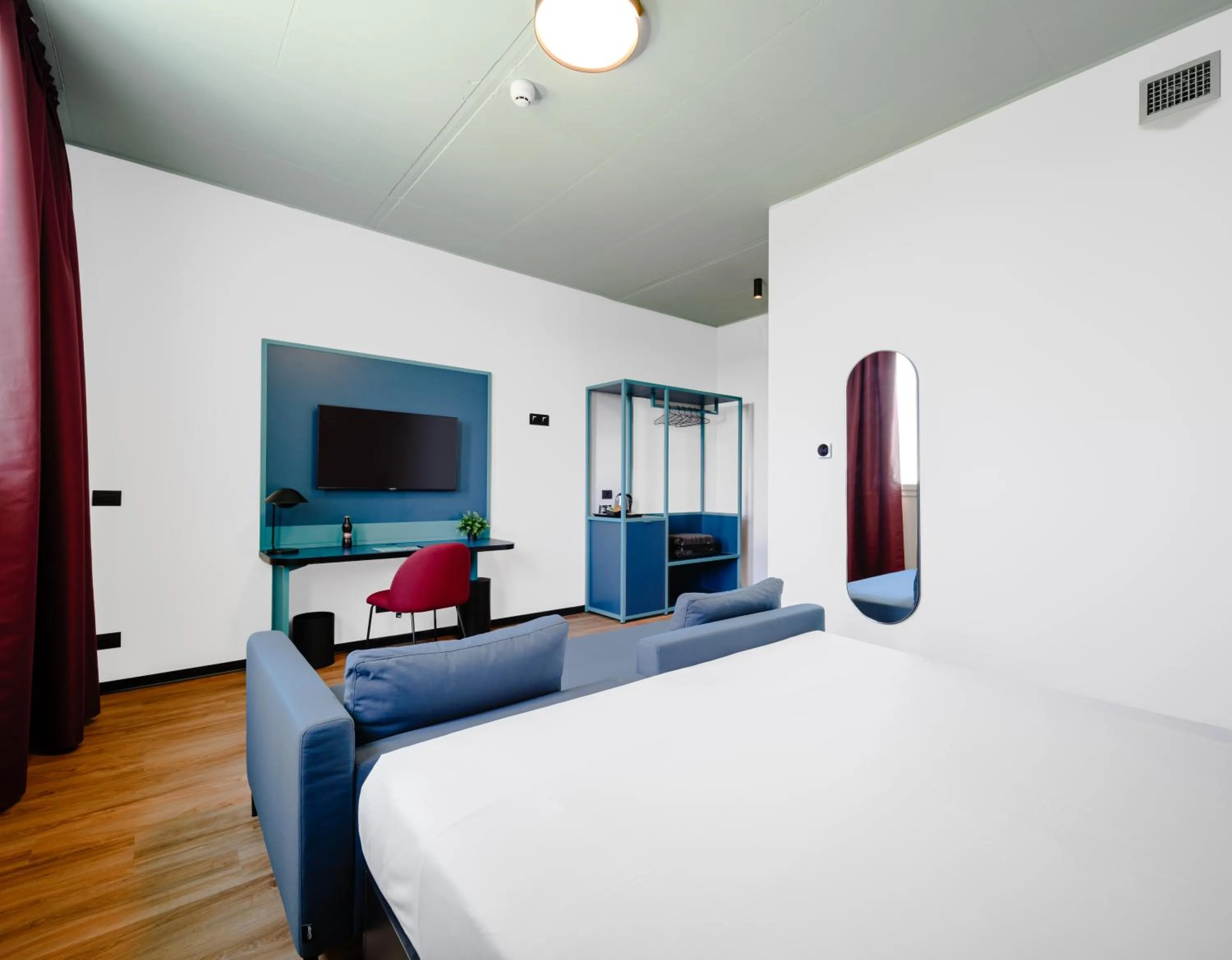 Bedroom, Bed in CX Modena Crocetta