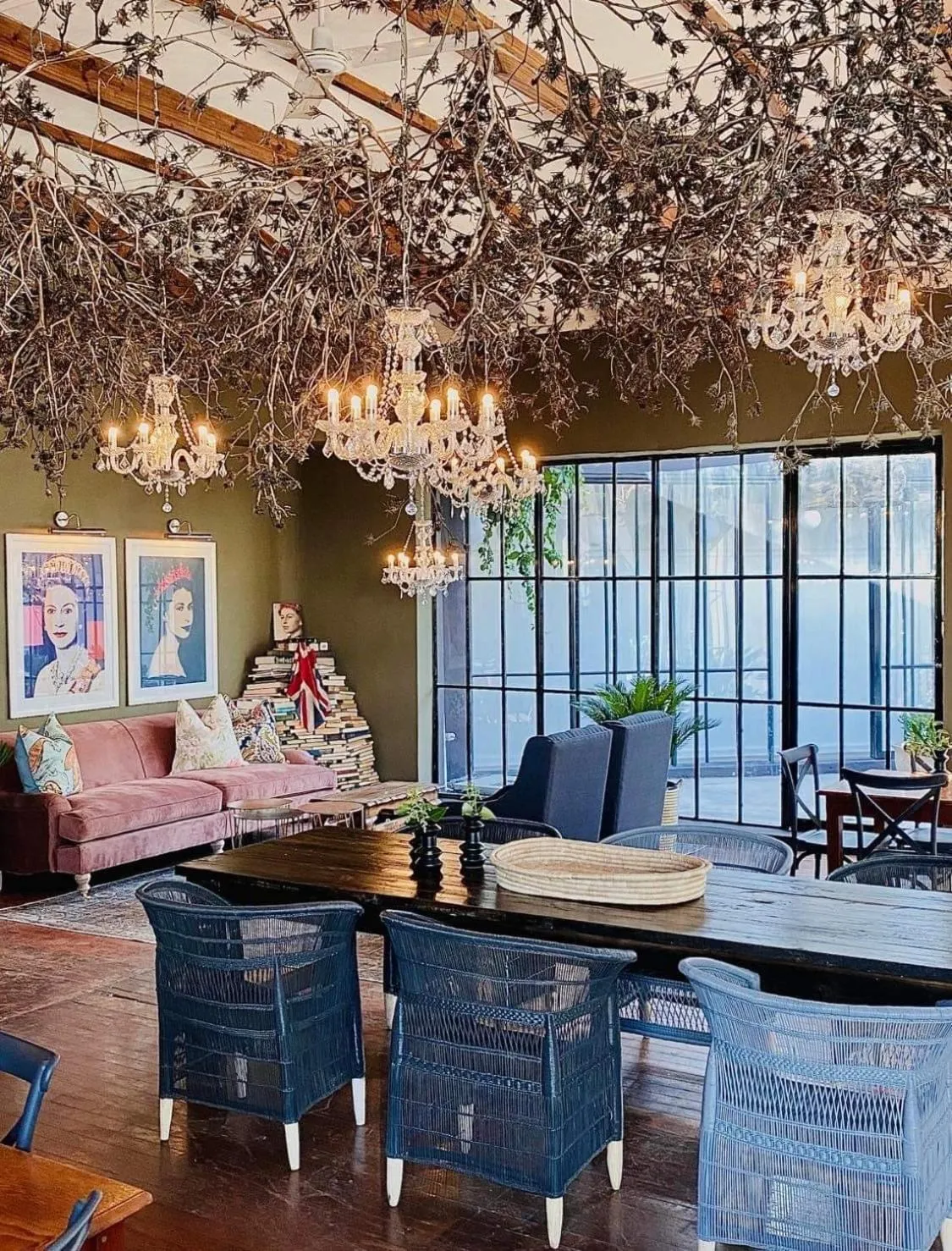 Restaurant/places to eat in The Hanover Luxury Hotel