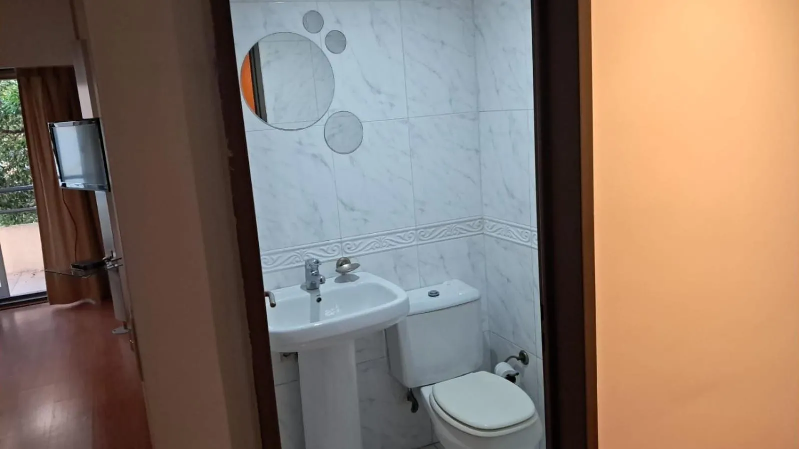 Ba 5ta Avenida Hotel
