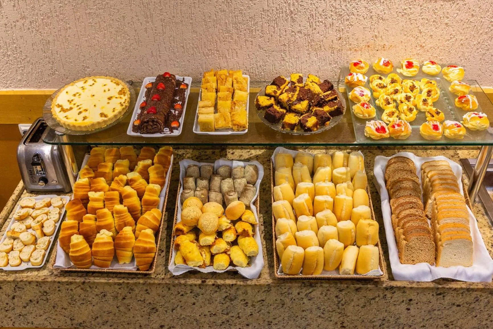 Buffet breakfast in Hotel Vermont Ipanema