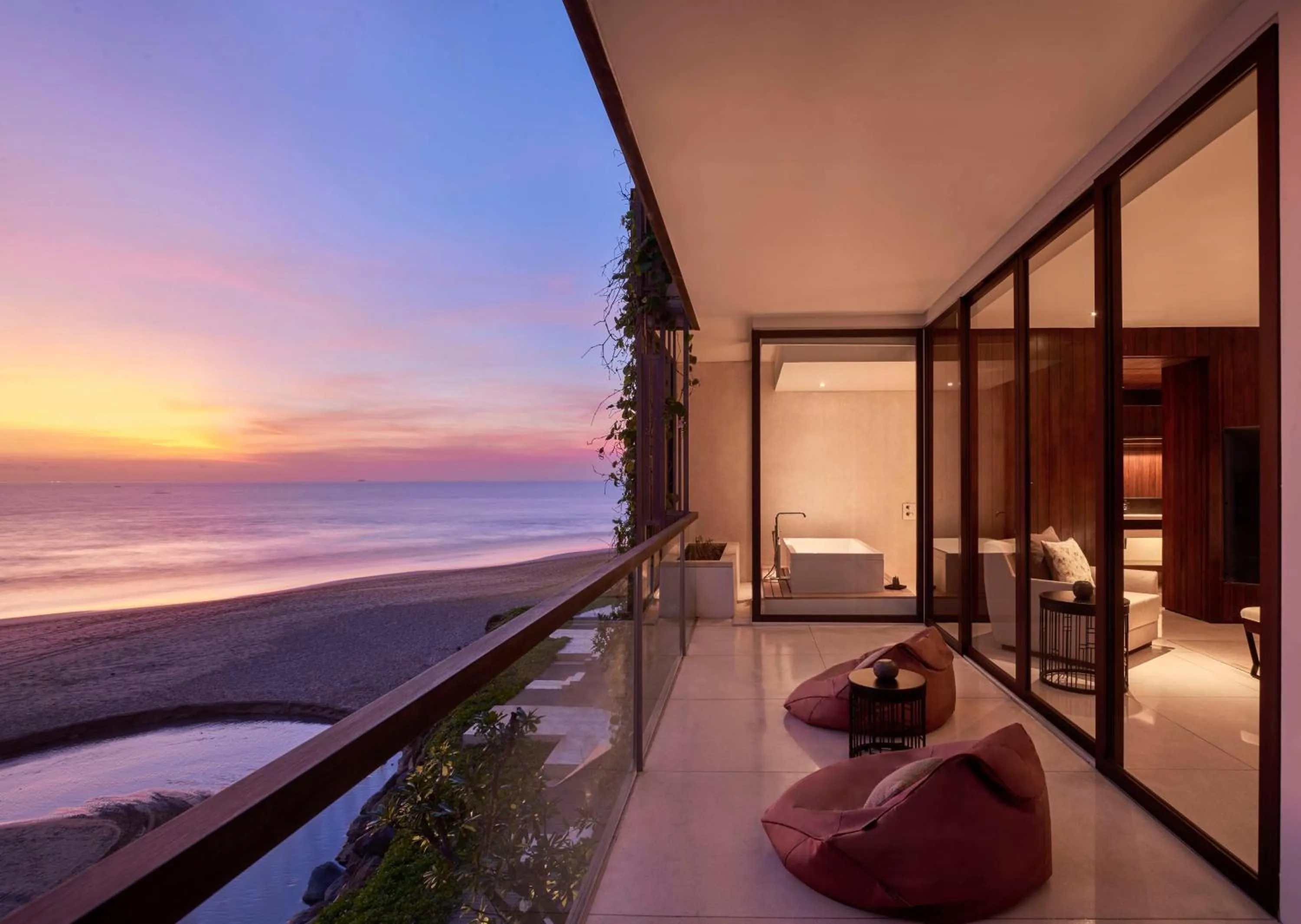 Photo of the whole room in Alila Seminyak