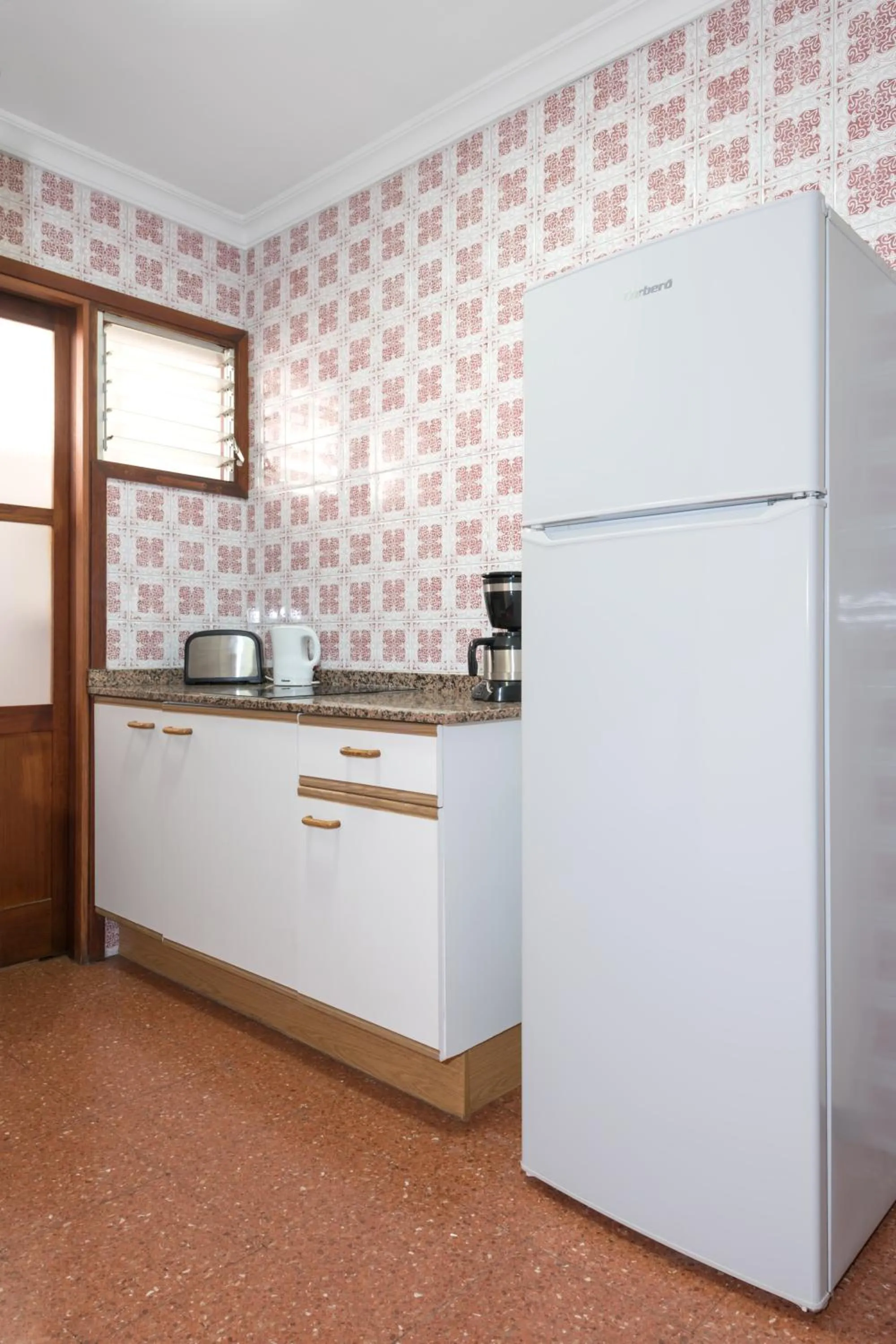 kitchen in Apartamentos las Góndolas