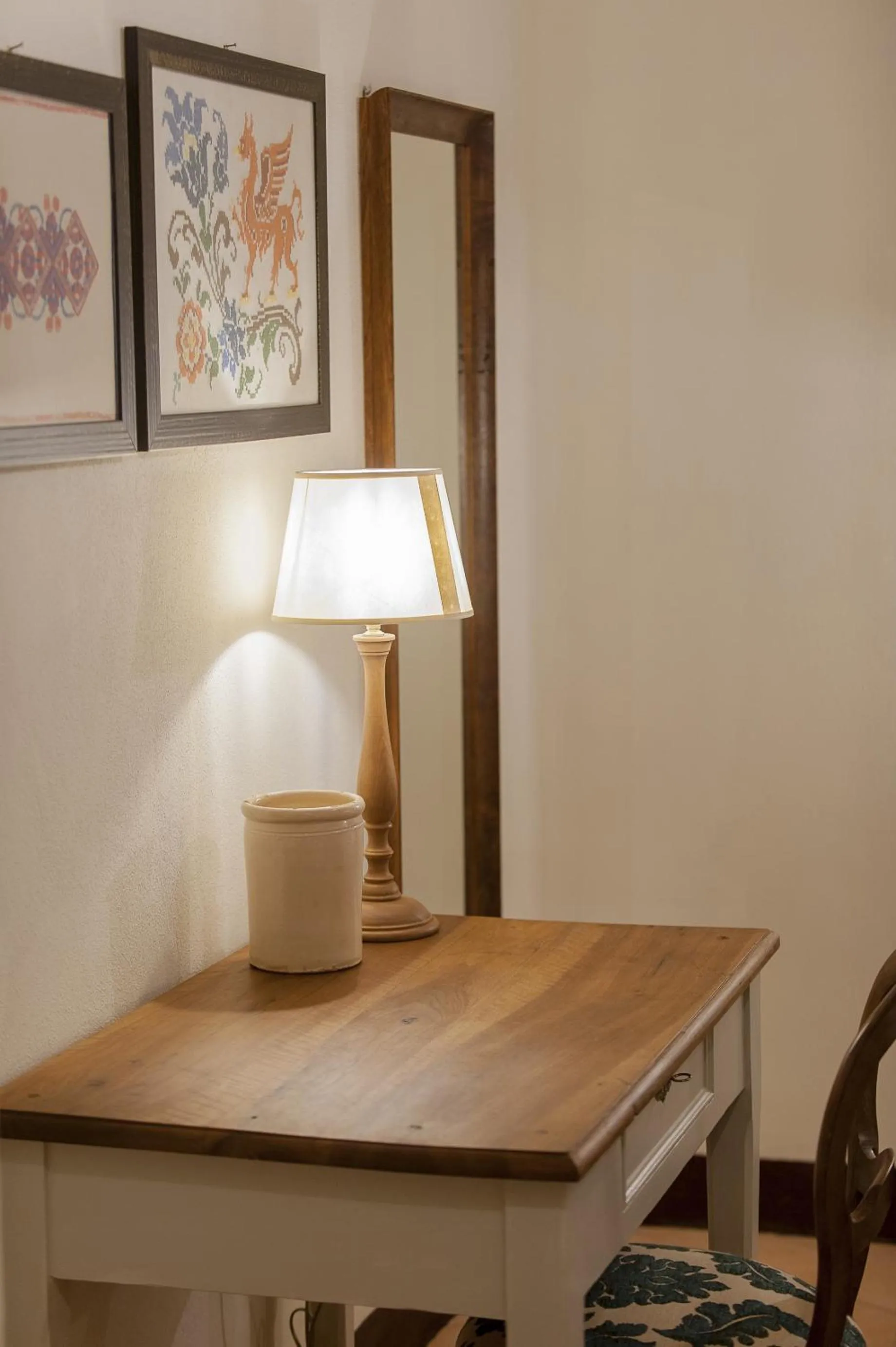 hair dresser in Villa Sant'Angelo