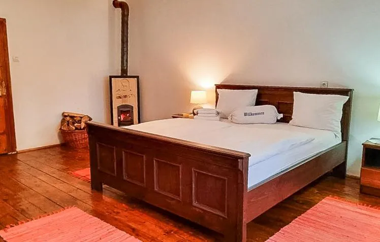 Two-Bedroom Townhouse in Veseud11