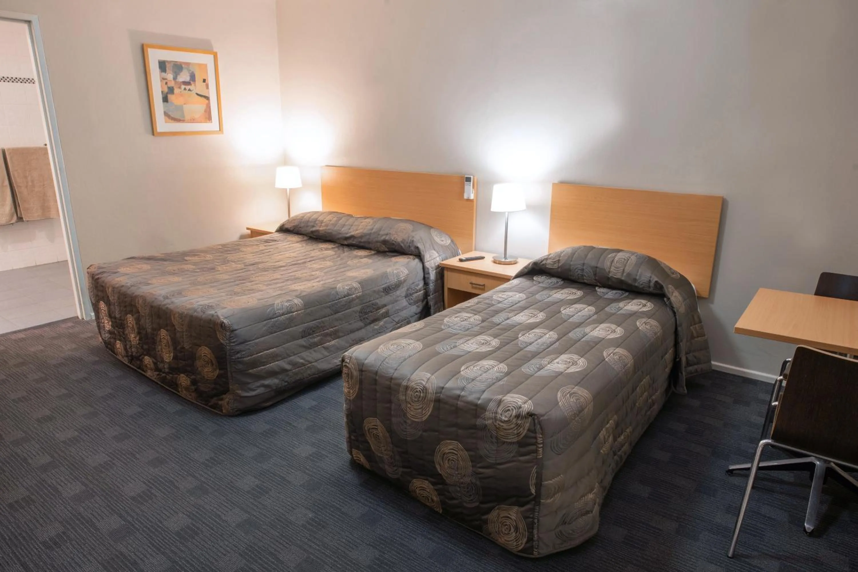 Crown Hotel Motel