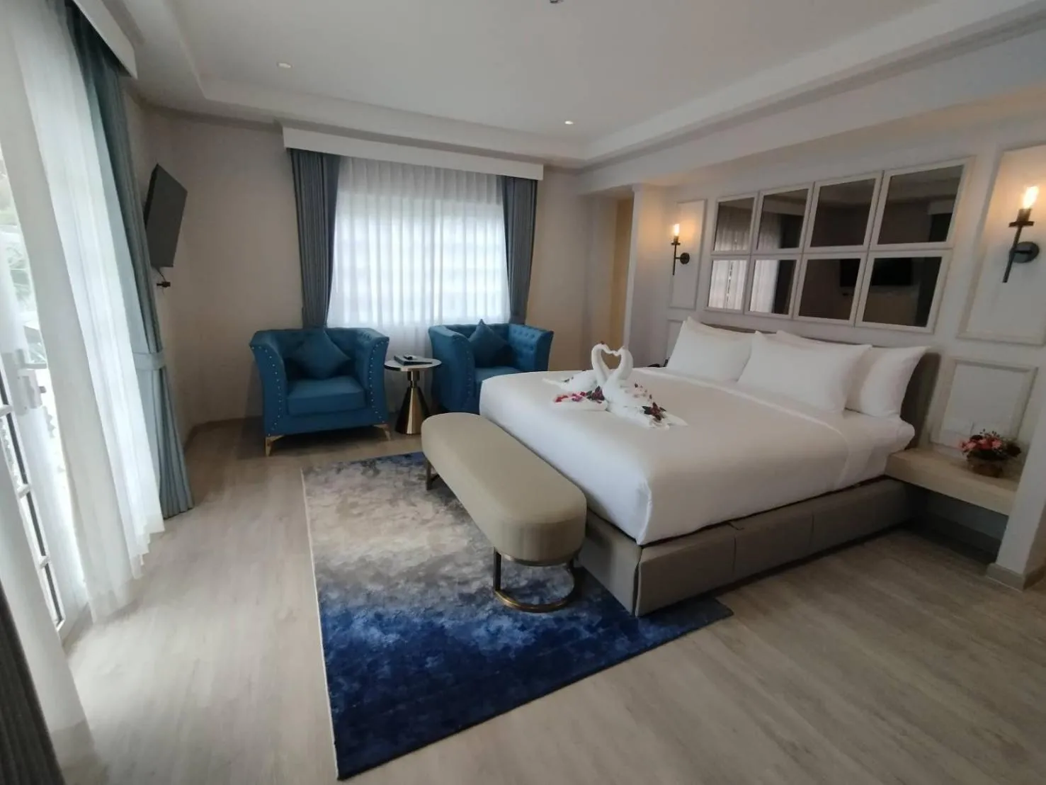 Bedroom, Bed in Villa Atchara