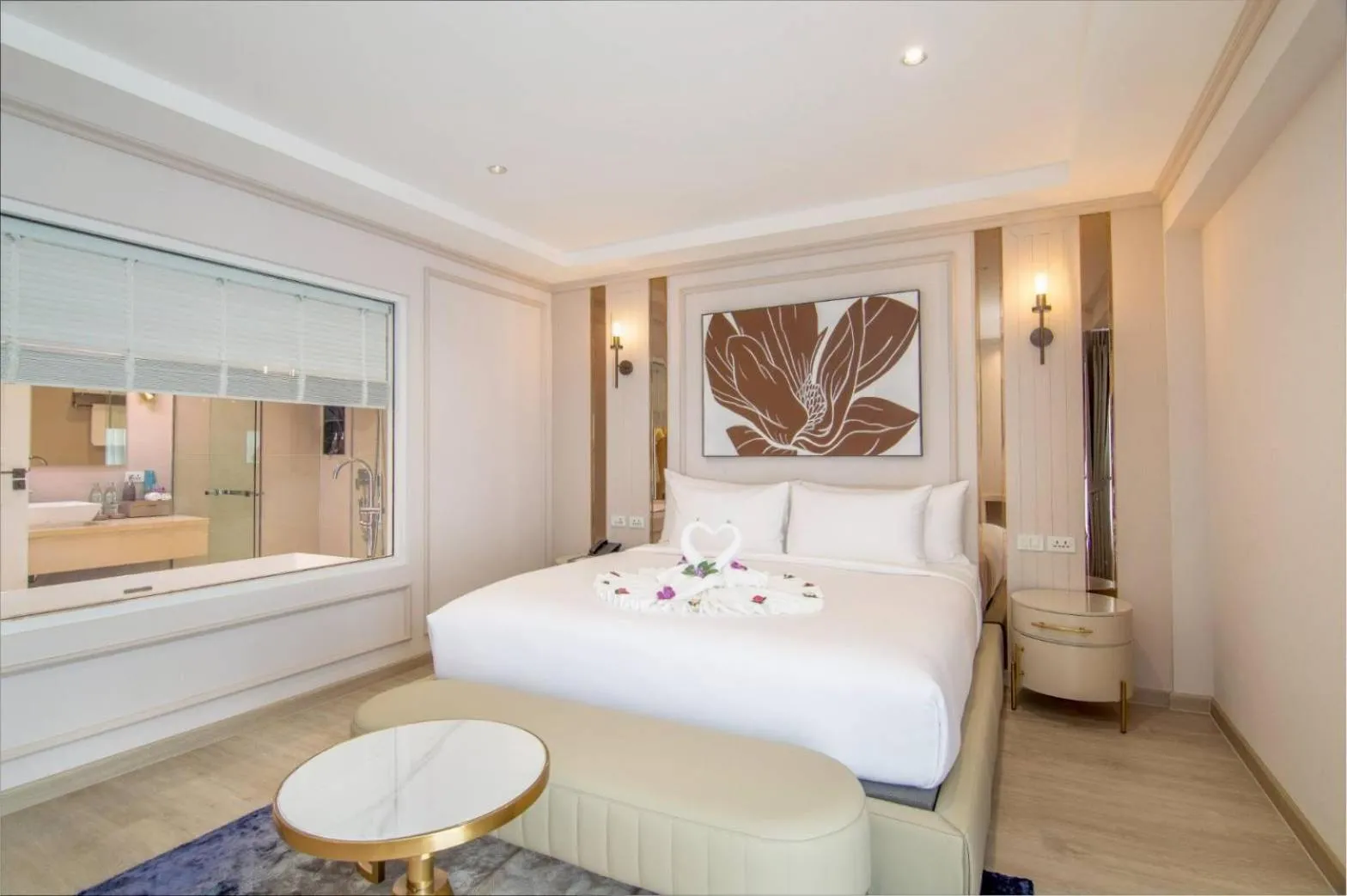Bedroom, Bed in Villa Atchara