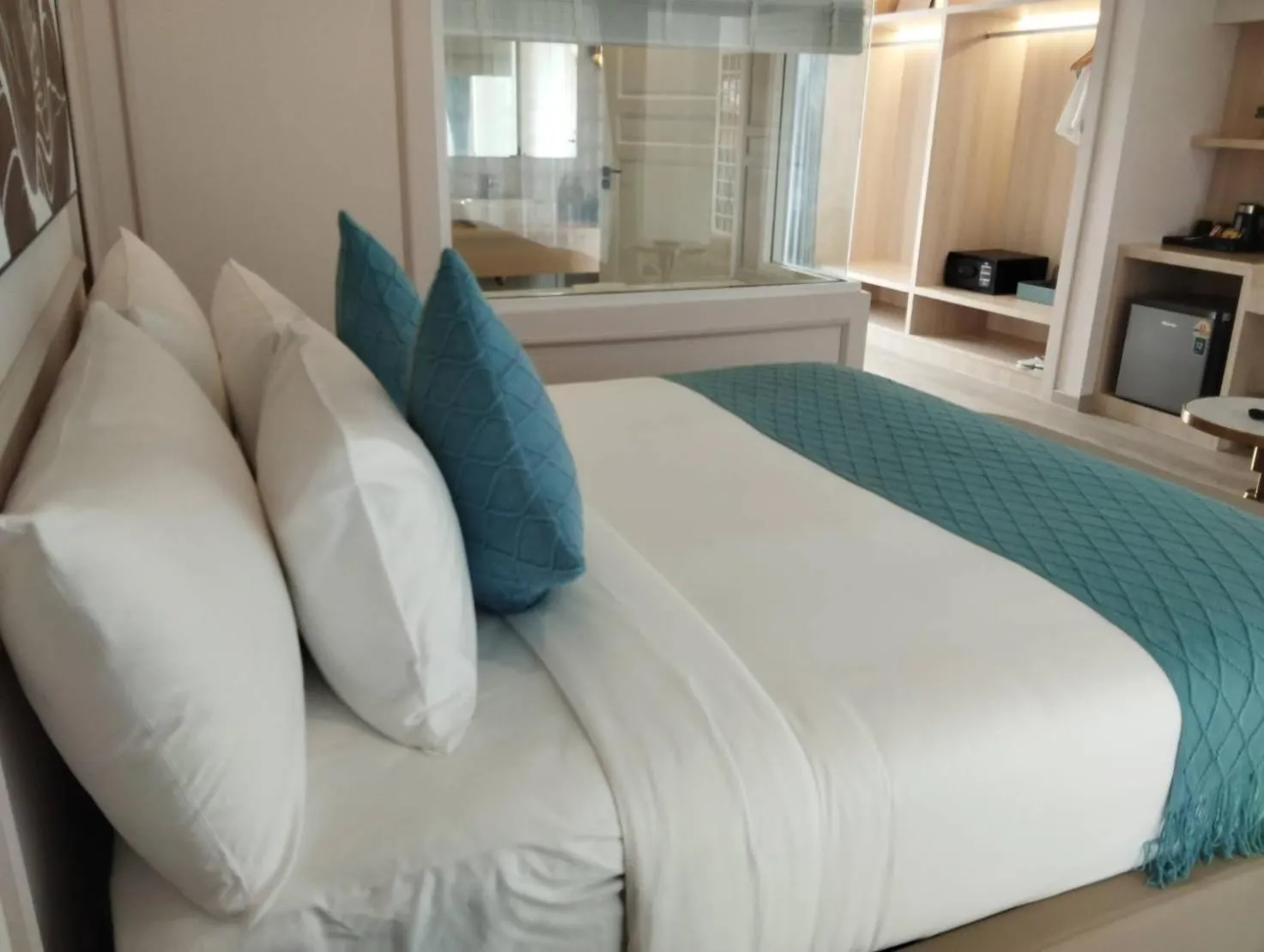 Bedroom, Bed in Villa Atchara