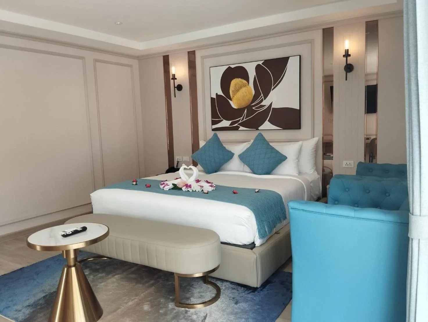 Bedroom, Bed in Villa Atchara