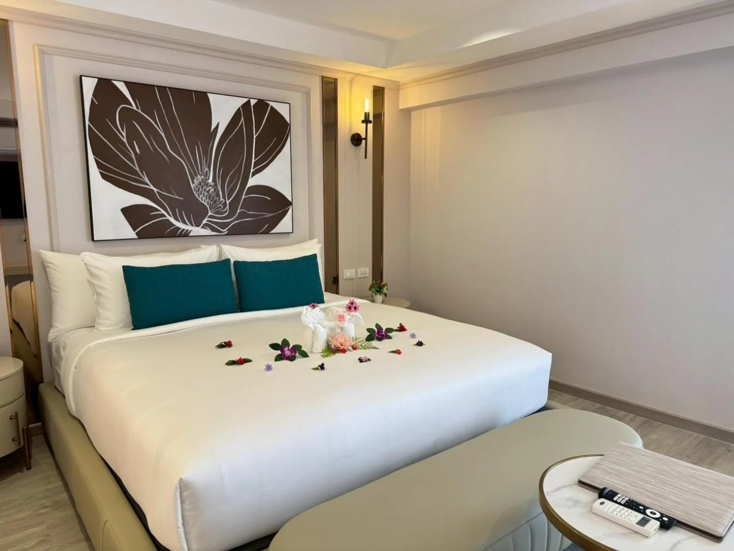 Bed in Villa Atchara