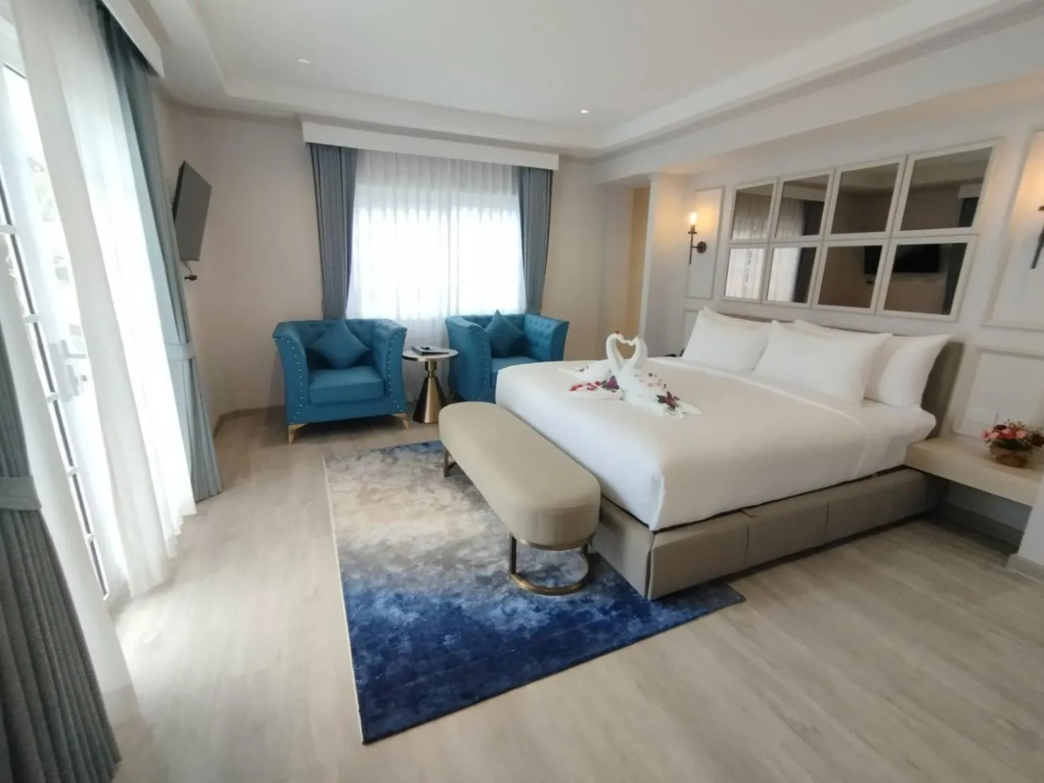 Bedroom, Bed in Villa Atchara