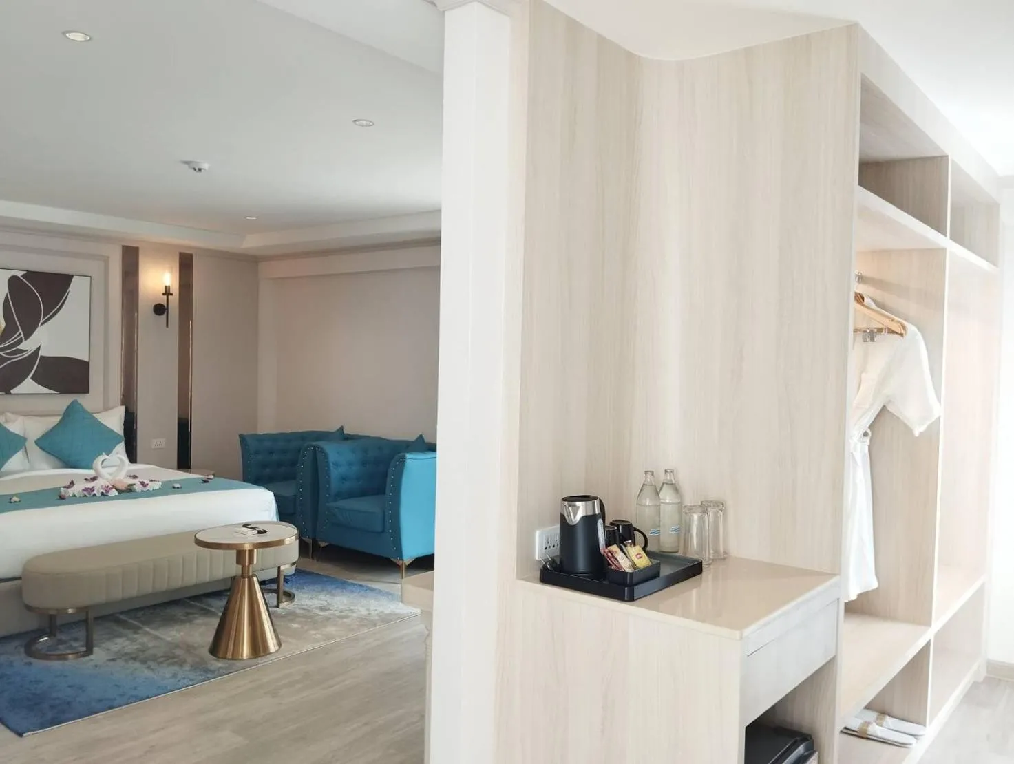 Bedroom, Bed in Villa Atchara