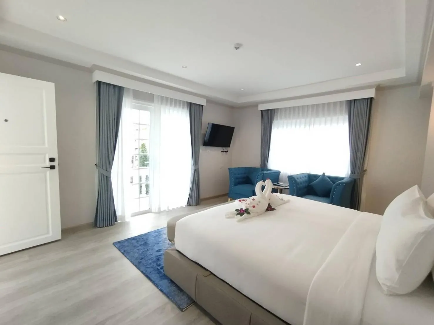 Bedroom, Bed in Villa Atchara