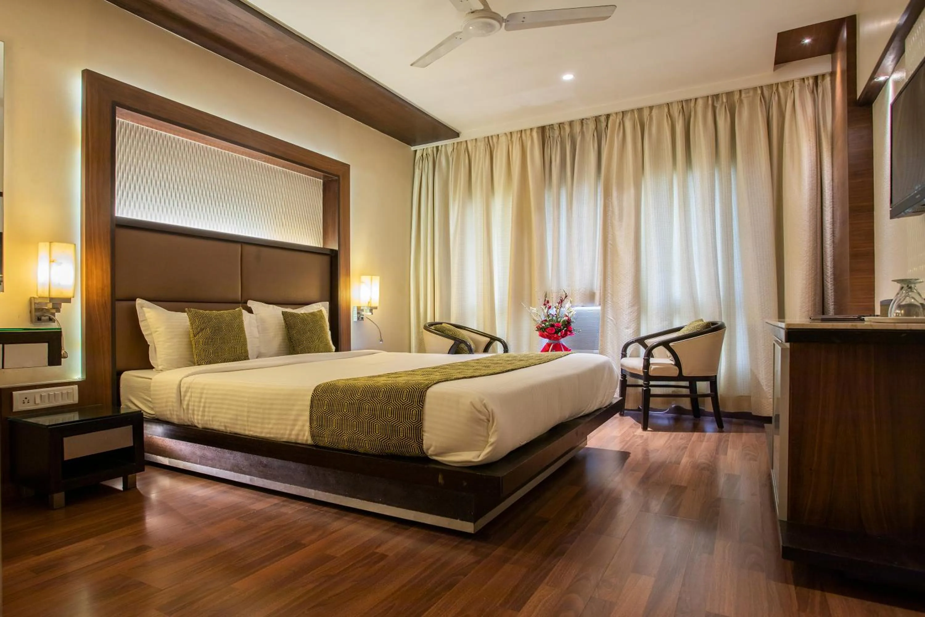 Bed in Hotel Dwaraka Residency