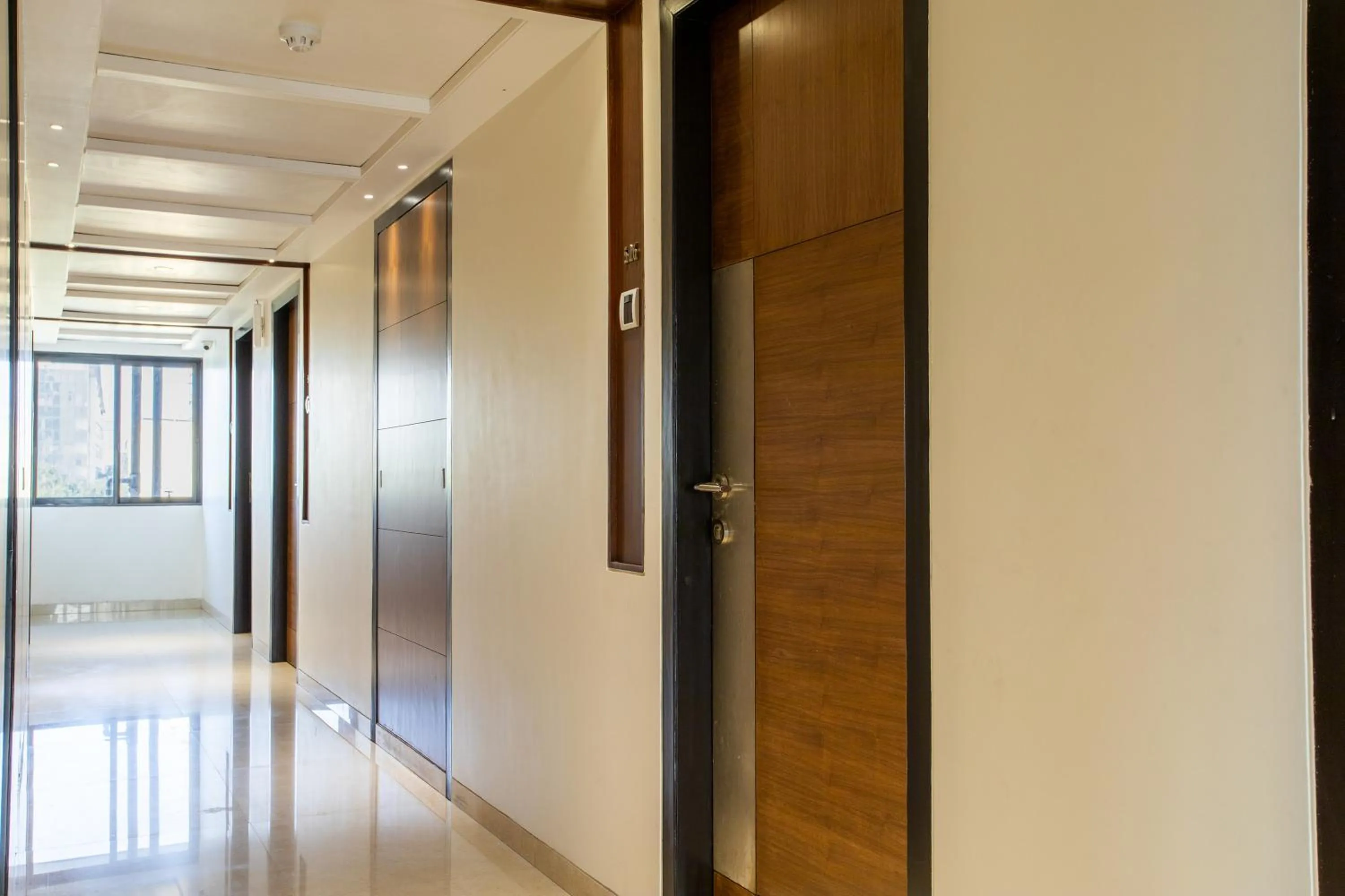 Area and facilities in Hotel Dwaraka Residency